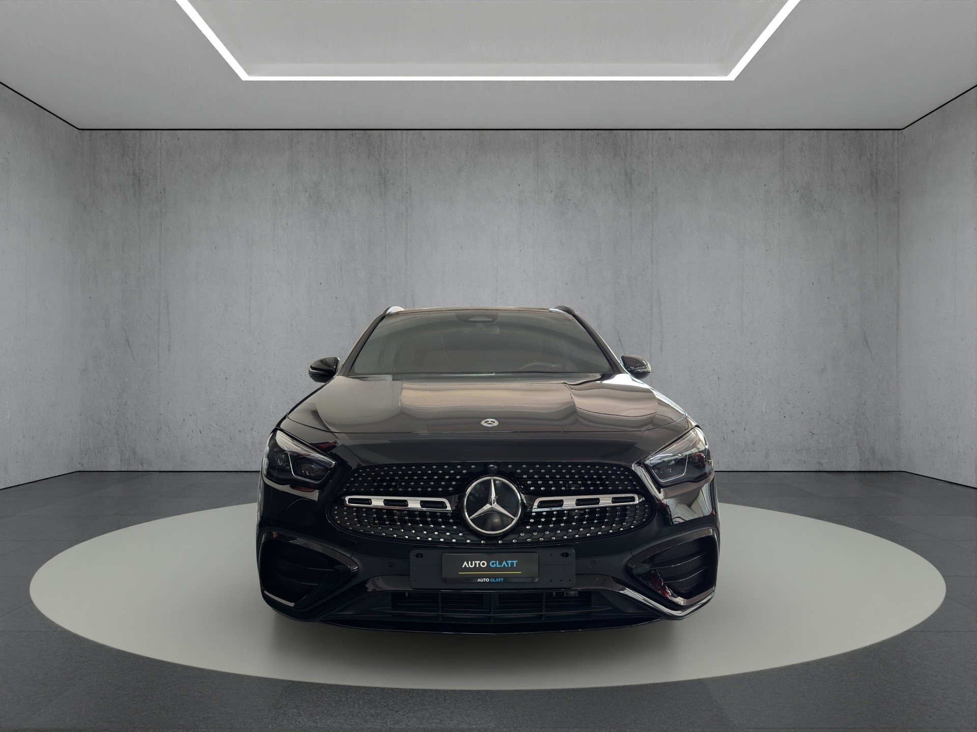 MERCEDES-BENZ GLA 200 Night Edition AMG Line 7G-DCT "20"Alu-AHK-Pano-RF.-Kamera"-image-6