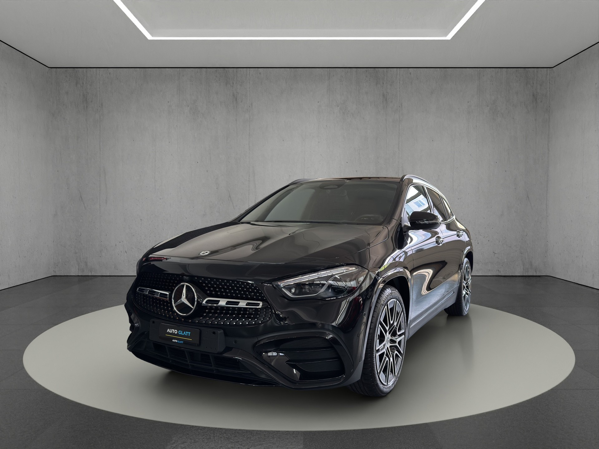 MERCEDES-BENZ GLA 200 Night Edition AMG Line 7G-DCT "20"Alu-AHK-Pano-RF.-Kamera"-image-28