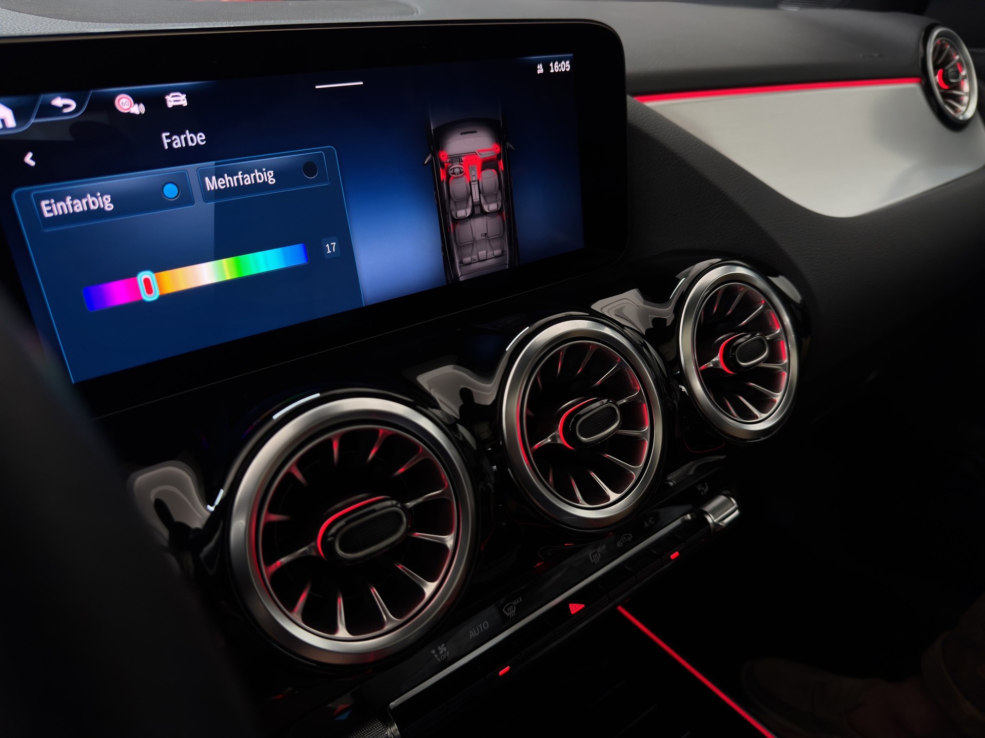 MERCEDES-BENZ GLA 200 Night Edition AMG Line 7G-DCT "20"Alu-AHK-Pano-RF.-Kamera"-image-17