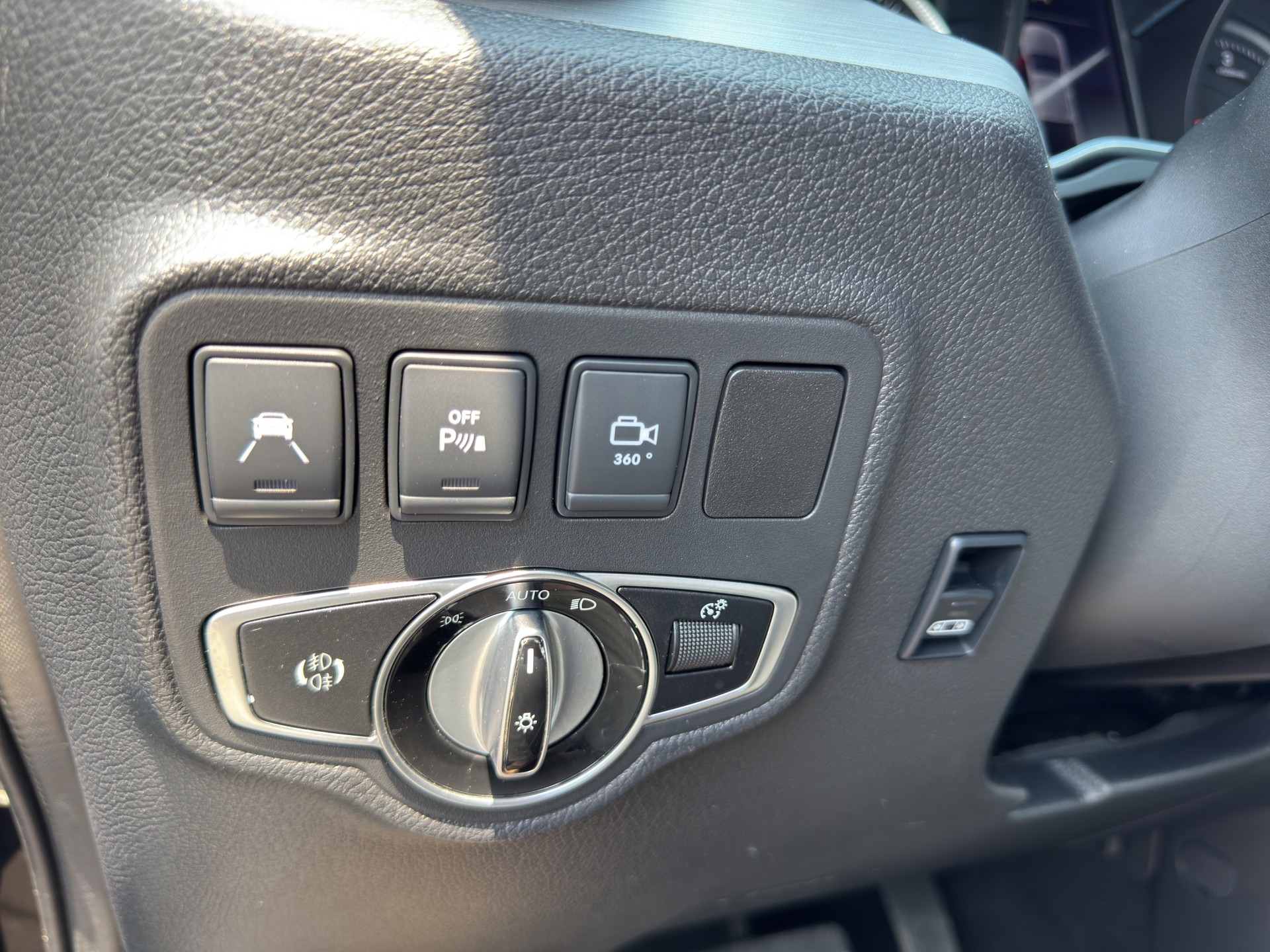 MERCEDES-BENZ X 350 d 4MATIC Power A Doppel Cab.-image-8