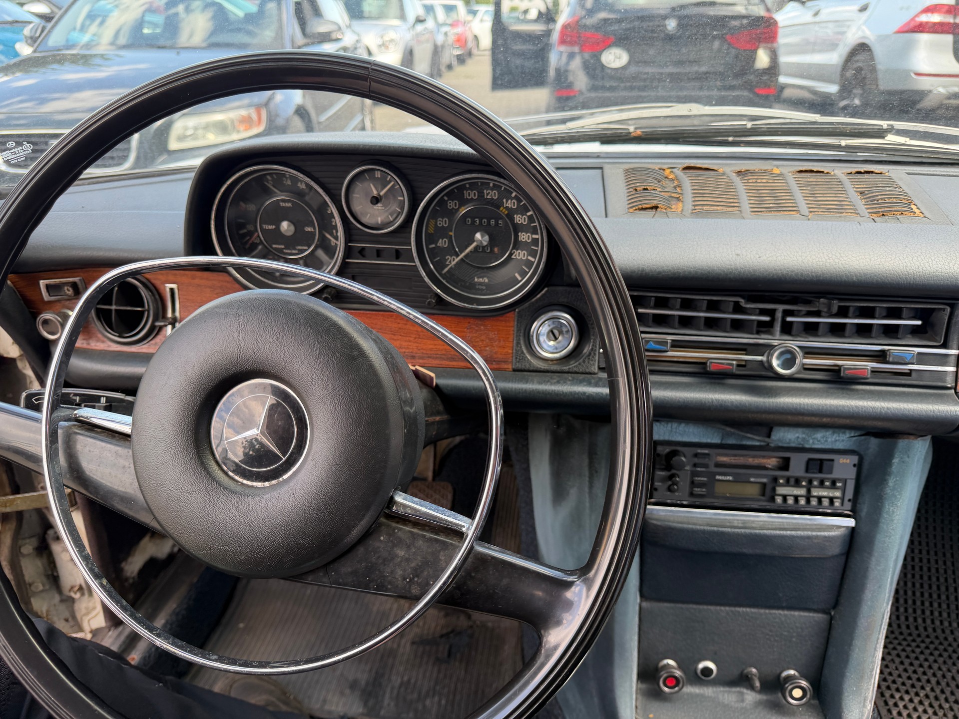 MERCEDES-BENZ 250 CE-image-7