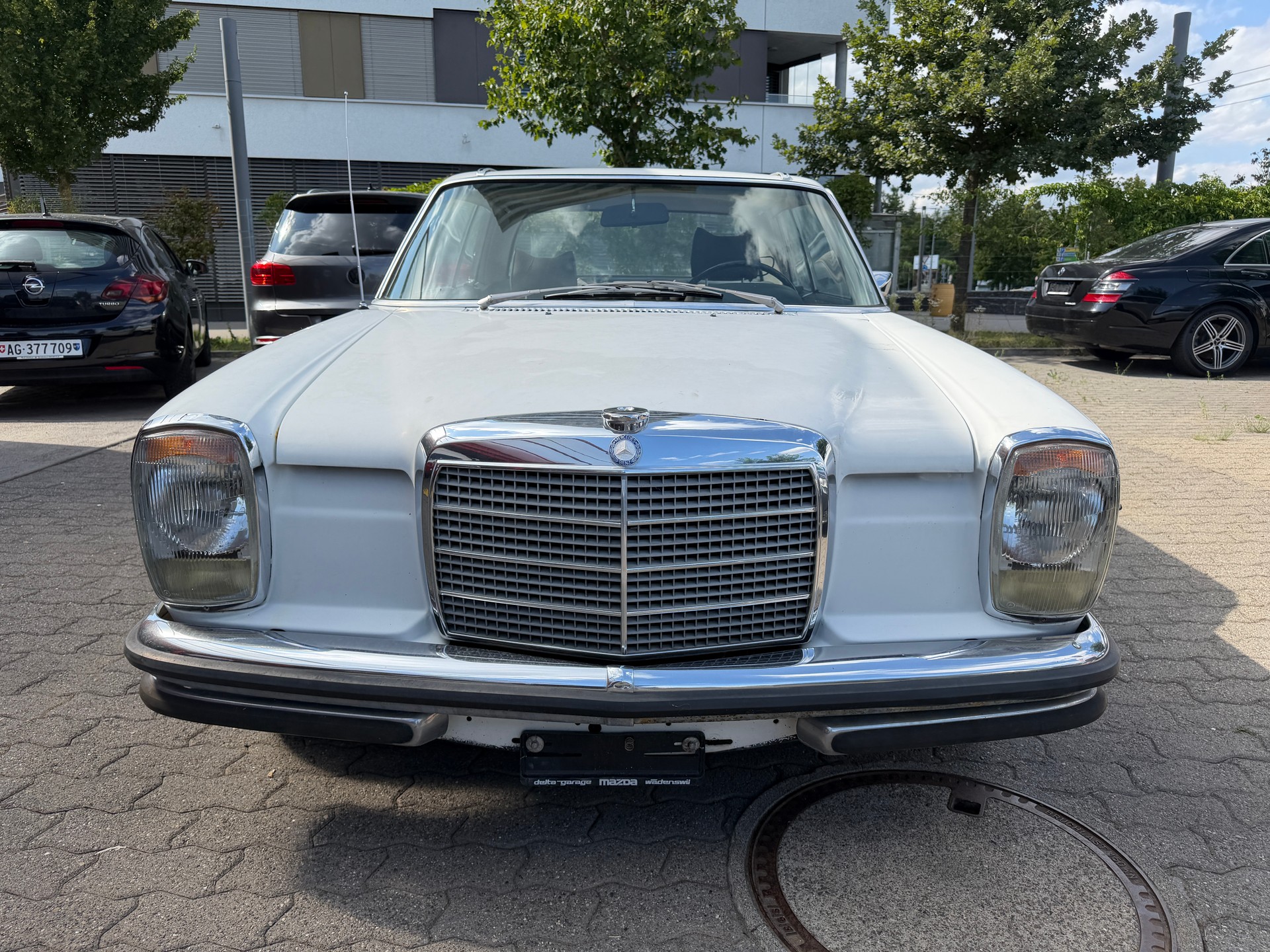 MERCEDES-BENZ 250 CE-showroom-element-2
