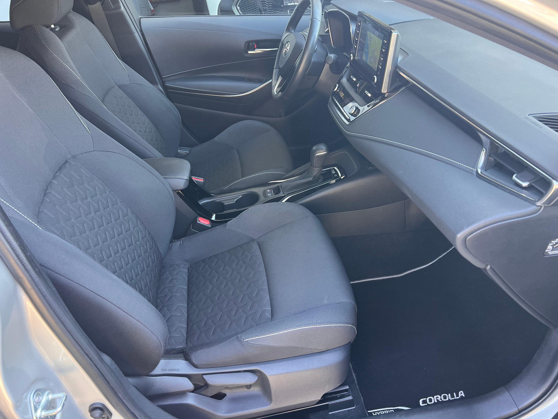 TOYOTA Corolla 1.8 HSD Trend-image-12