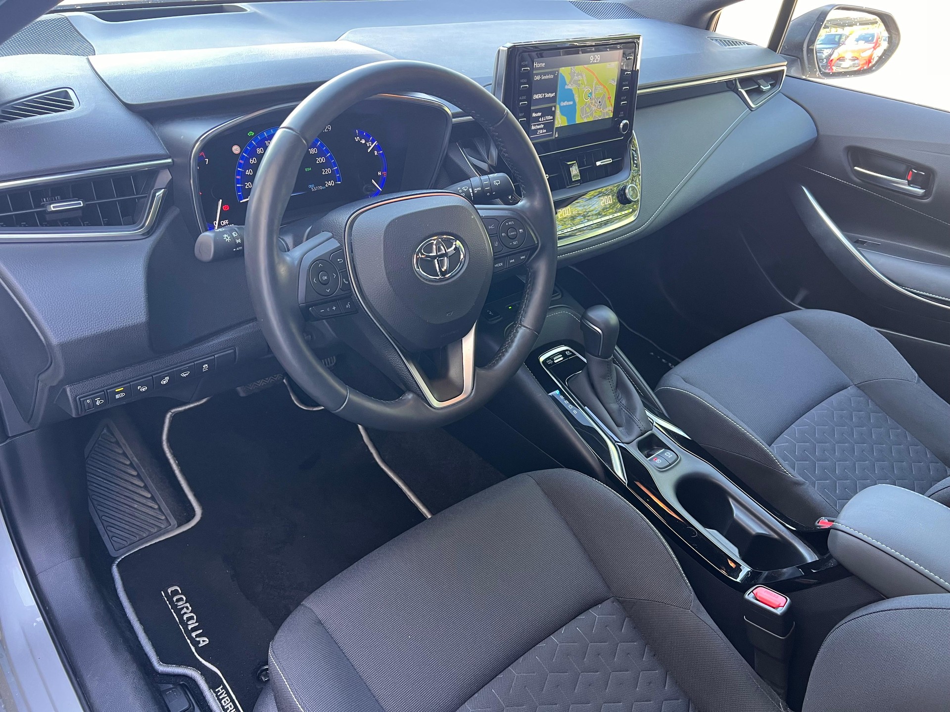 TOYOTA Corolla 1.8 HSD Trend-image-7