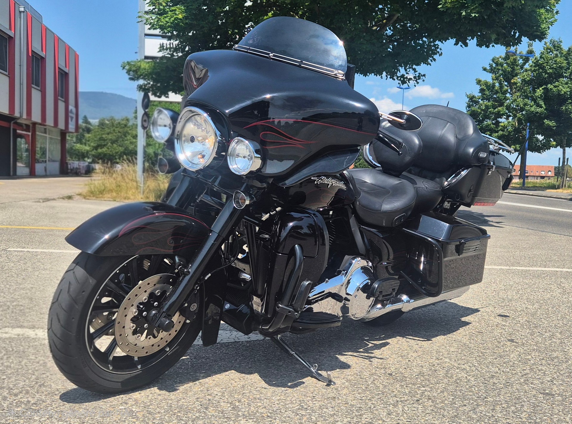 HARLEY-DAVIDSON FLHTCUSE5 Electra Glide Ultra Classic CVO ABS-showroom-element-2