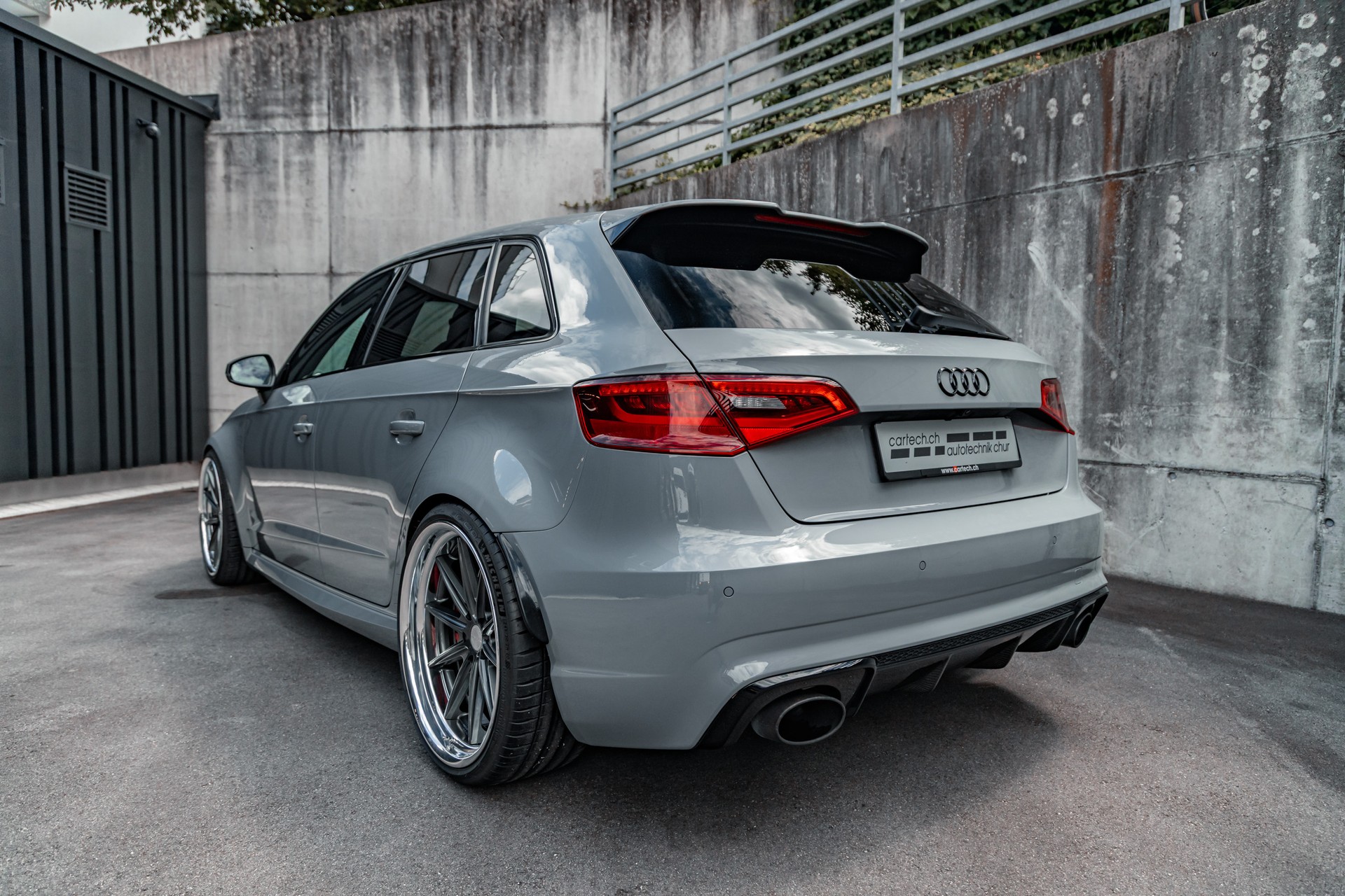 AUDI RS3 Widebody 2.5 TSI quattro S-tronic-image-18