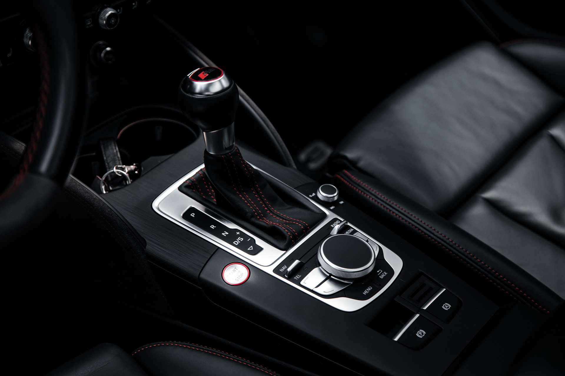 AUDI RS3 Widebody 2.5 TSI quattro S-tronic-image-9