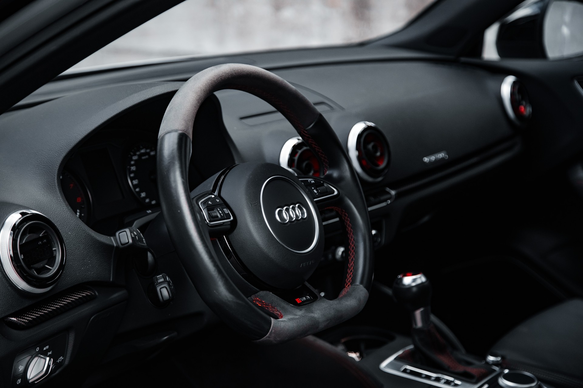 AUDI RS3 Widebody 2.5 TSI quattro S-tronic-image-7