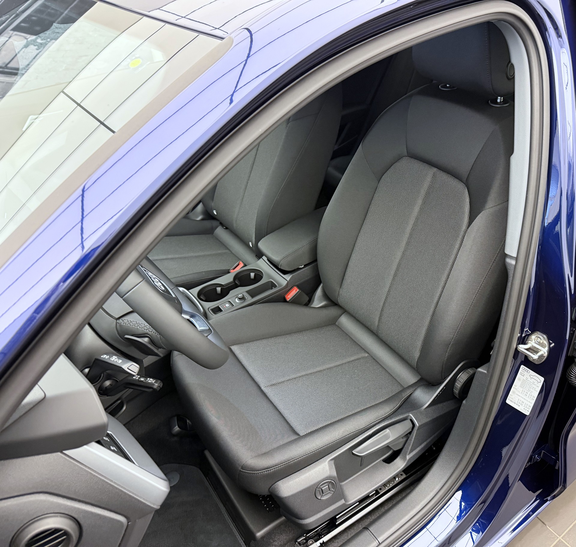AUDI A3 Sportback TFSI 110 kW Attraction S tronic-image-4