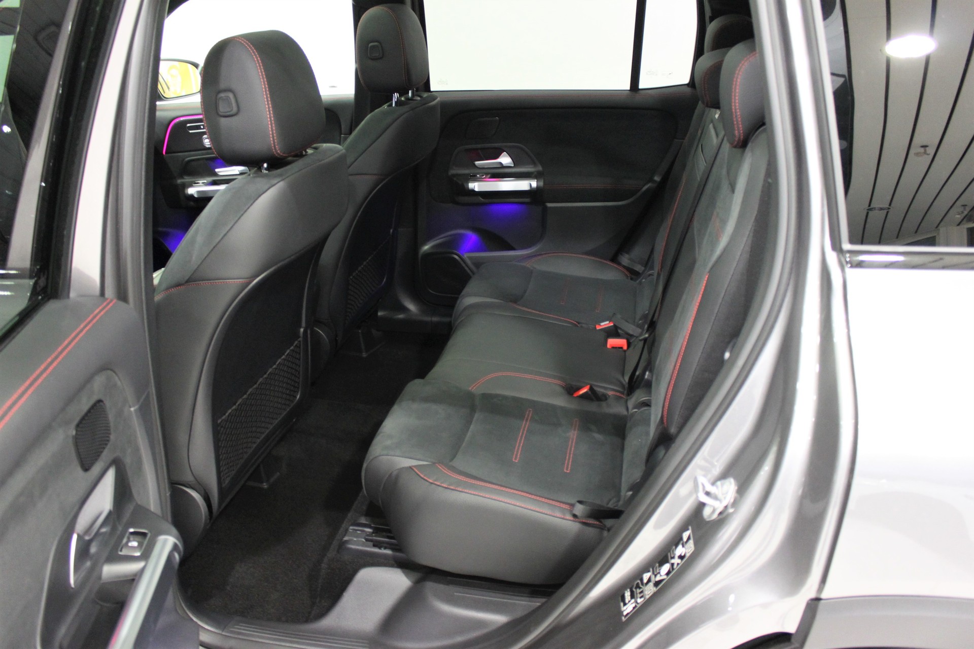 MERCEDES-BENZ EQB 350 AMG Line 4Matic 4x4 (CH)-image-8