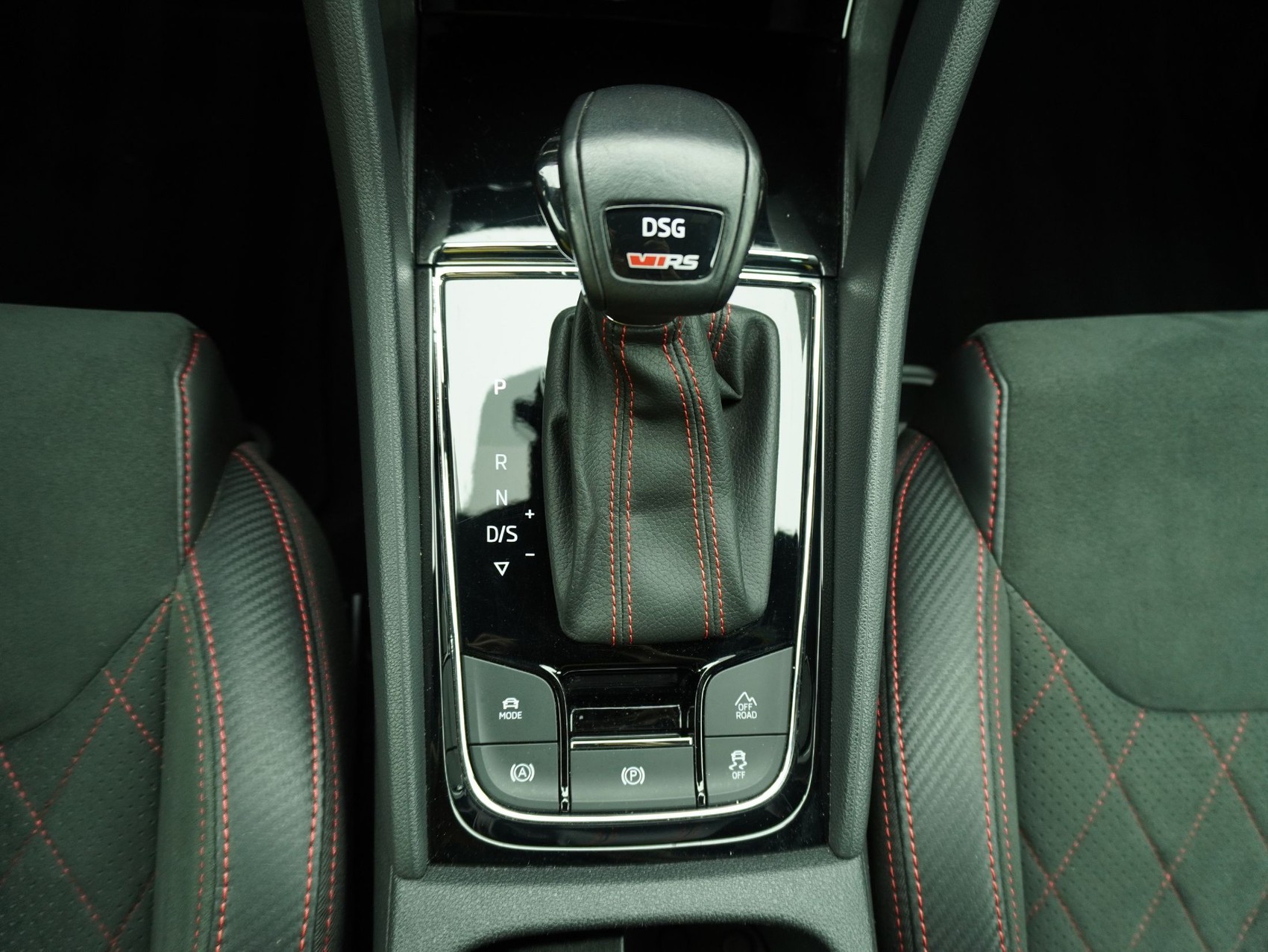 SKODA Kodiaq 2.0 TSI DSG RS-image-15