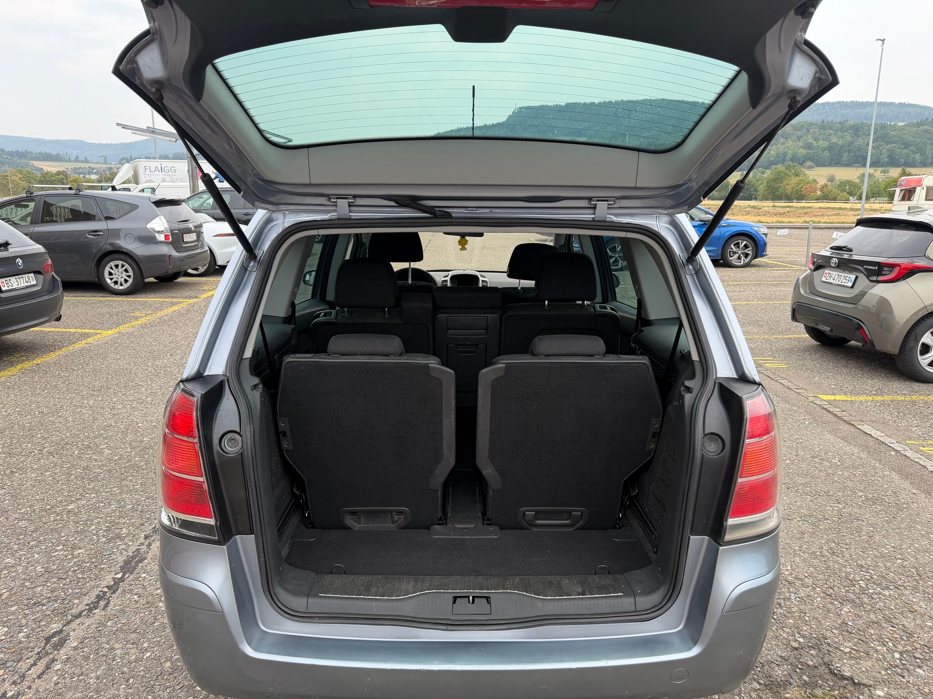 OPEL Zafira 1.8i 16V Cosmo-image-5
