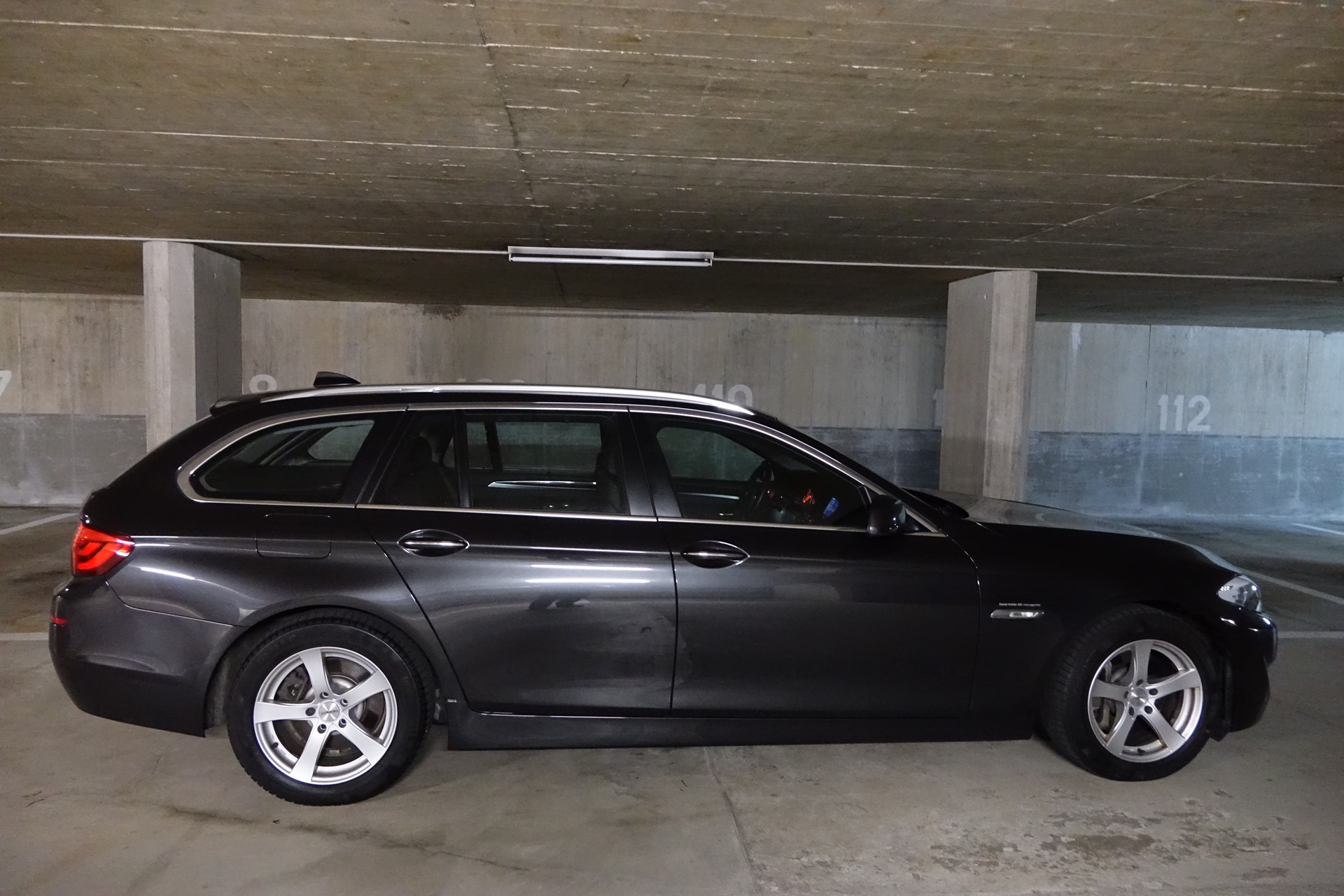 BMW 525d xDrive-image-3