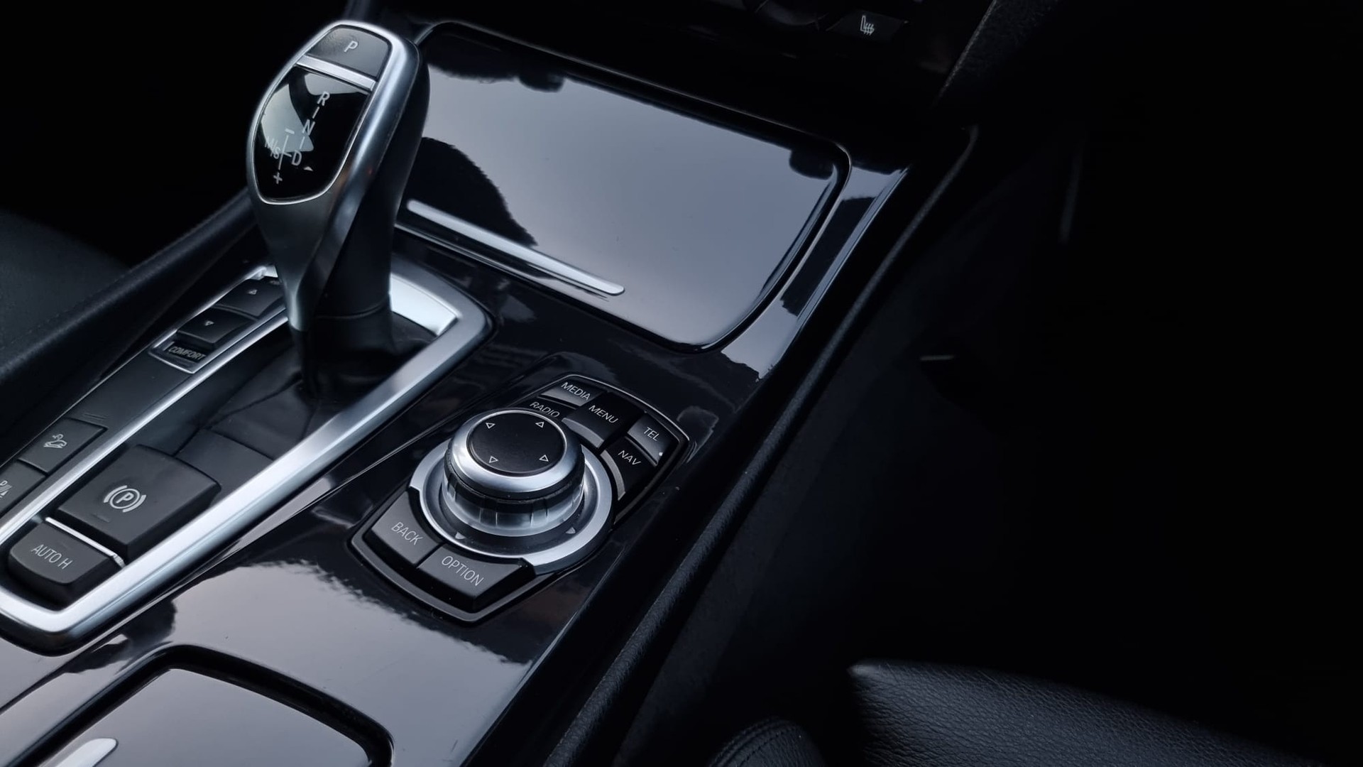 BMW 525d xDrive-image-19