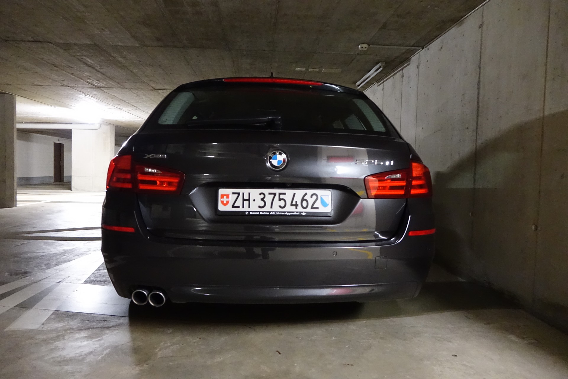 BMW 525d xDrive-image-2