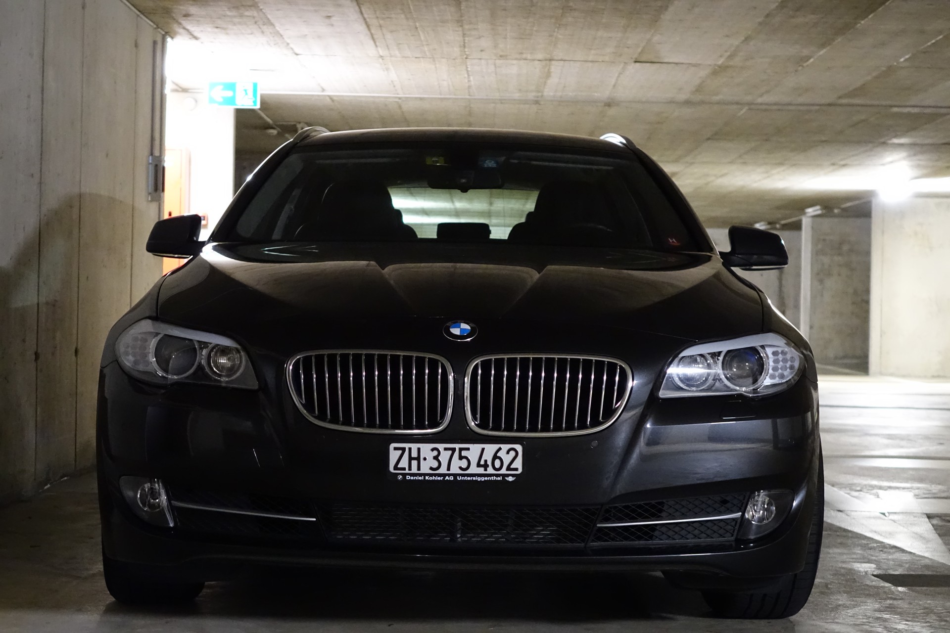 BMW 525d xDrive-image-1