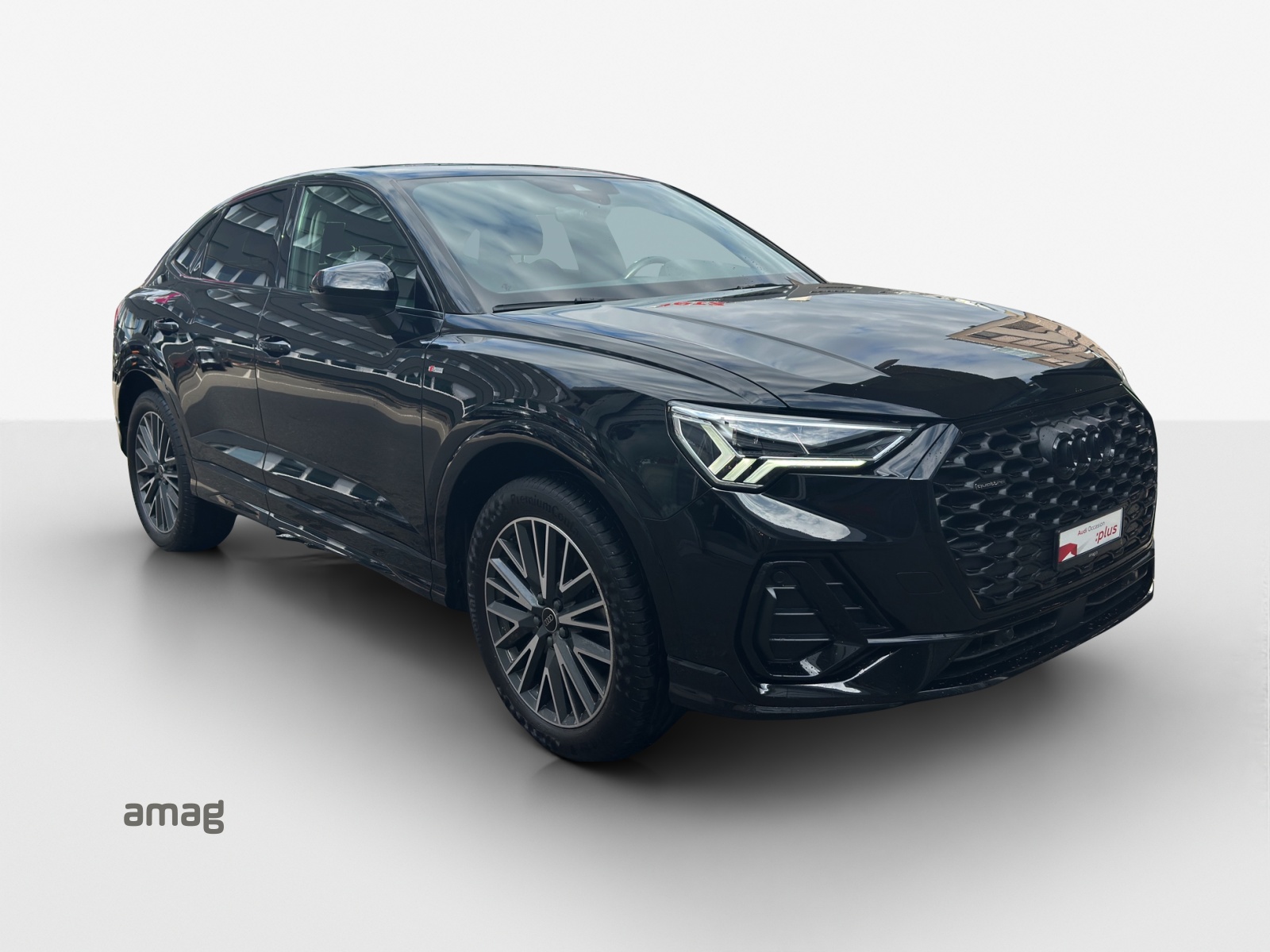 AUDI Q3 Sportback 40 TFSI quattro S-tronic-image-6