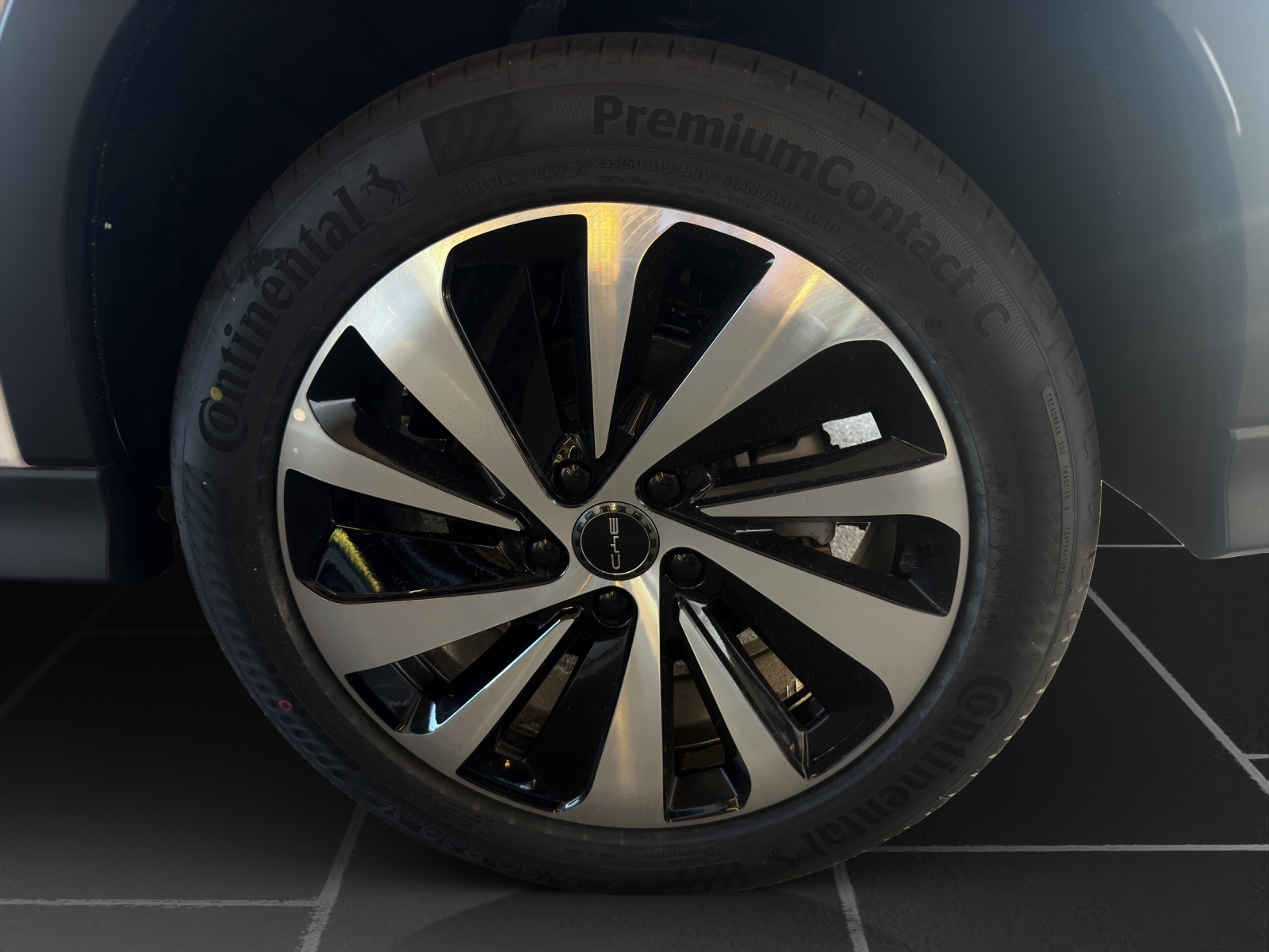 BYD Seal U DM-i Design AWD-image-9