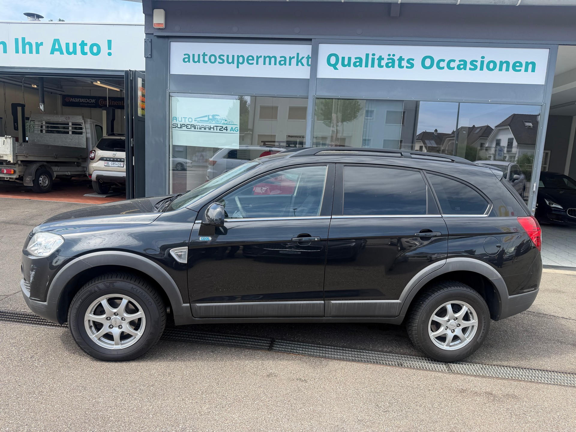 CHEVROLET Captiva 2.4 LS 2WD-image-2