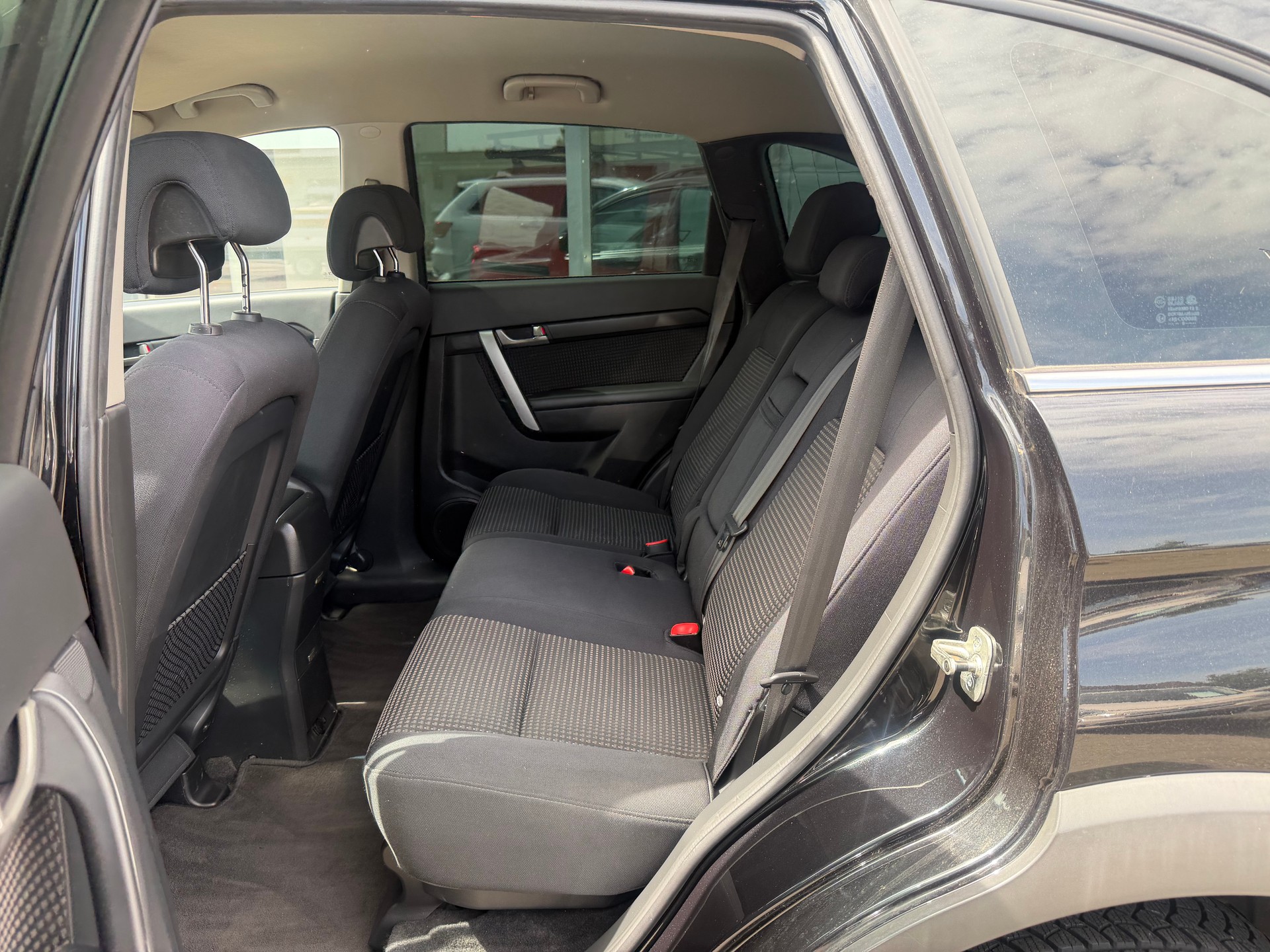 CHEVROLET Captiva 2.4 LS 2WD-image-9