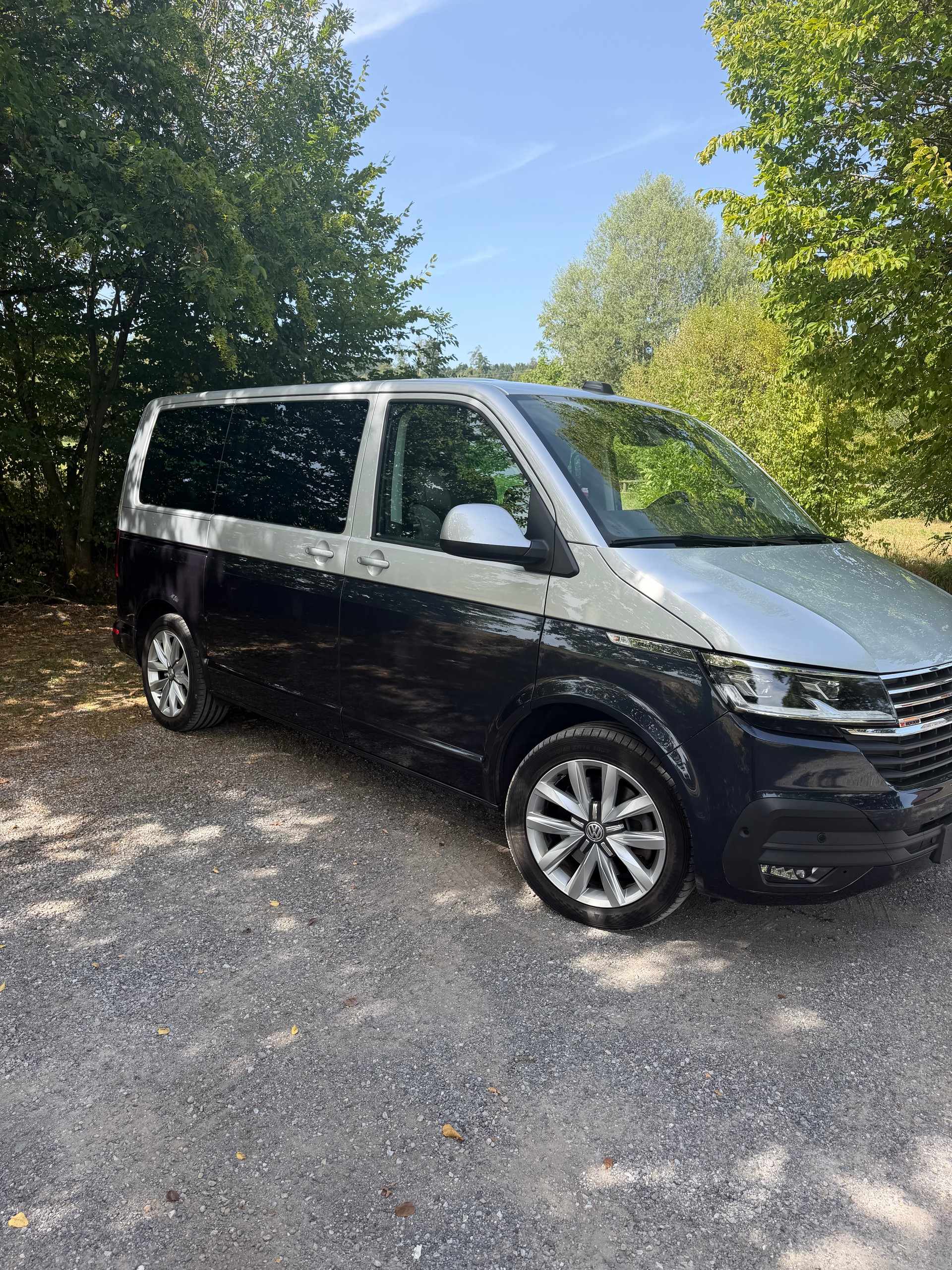 VW 2.0 TDI 204 Comfortline Edition DSG 4m-image-0