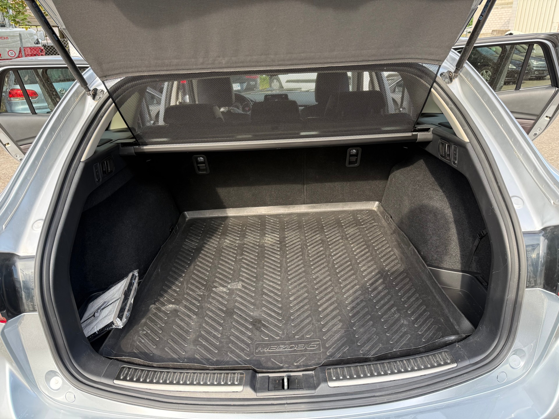 MAZDA 6 Sportwagon SKYACTIV-D 175 Revolution Automat AWD-image-10