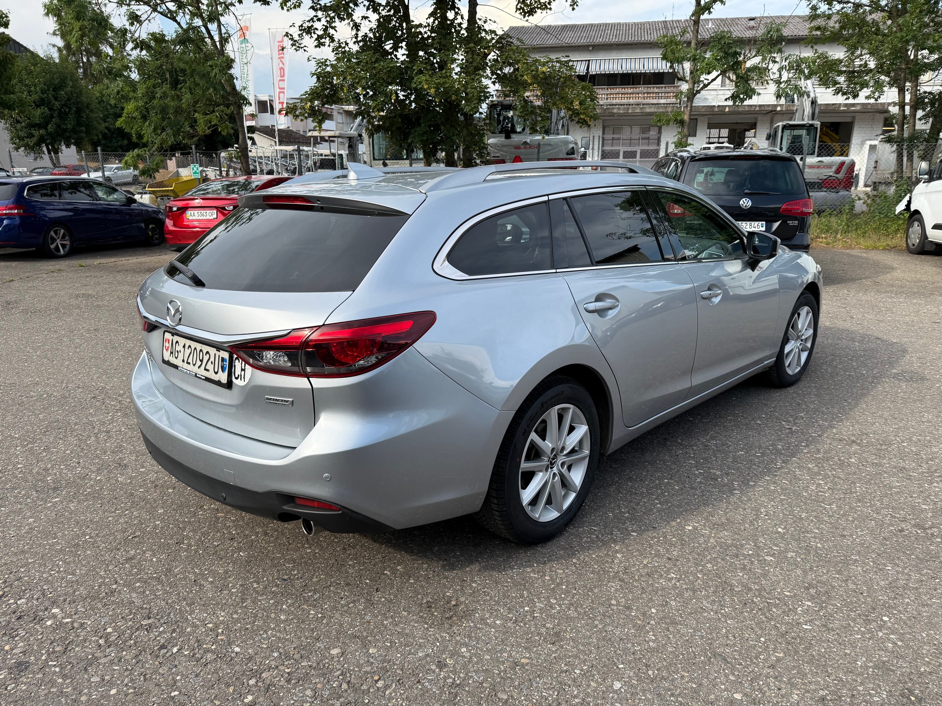 MAZDA 6 Sportwagon SKYACTIV-D 175 Revolution Automat AWD-image-3