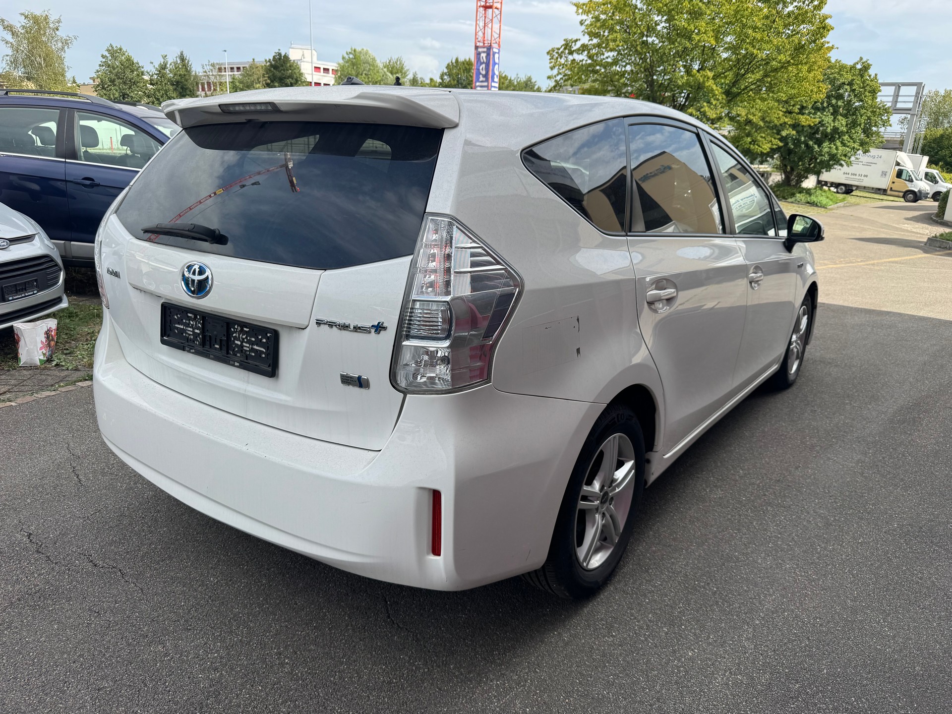 TOYOTA Prius+ 1.8 VVT-i HSD Luna-image-2
