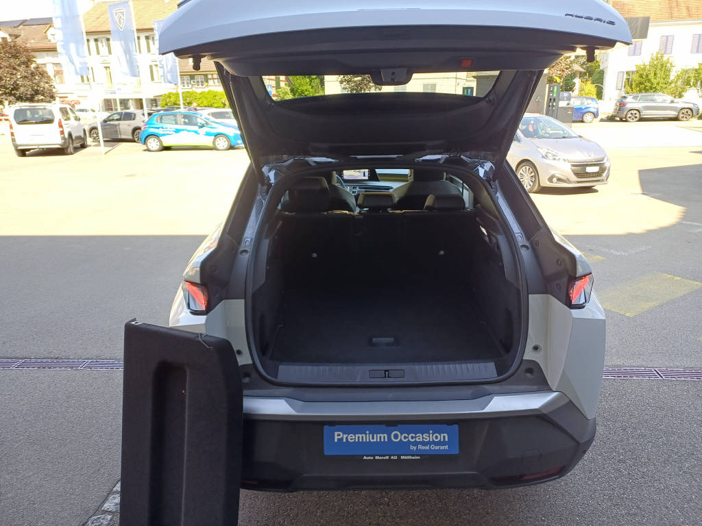 PEUGEOT 3008 1.2 Hybrid GT-image-3