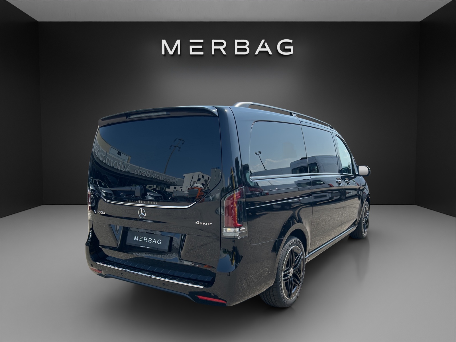 MERCEDES-BENZ V 300 d lang 4Matic Swiss Edition 9G-Tronic-image-6