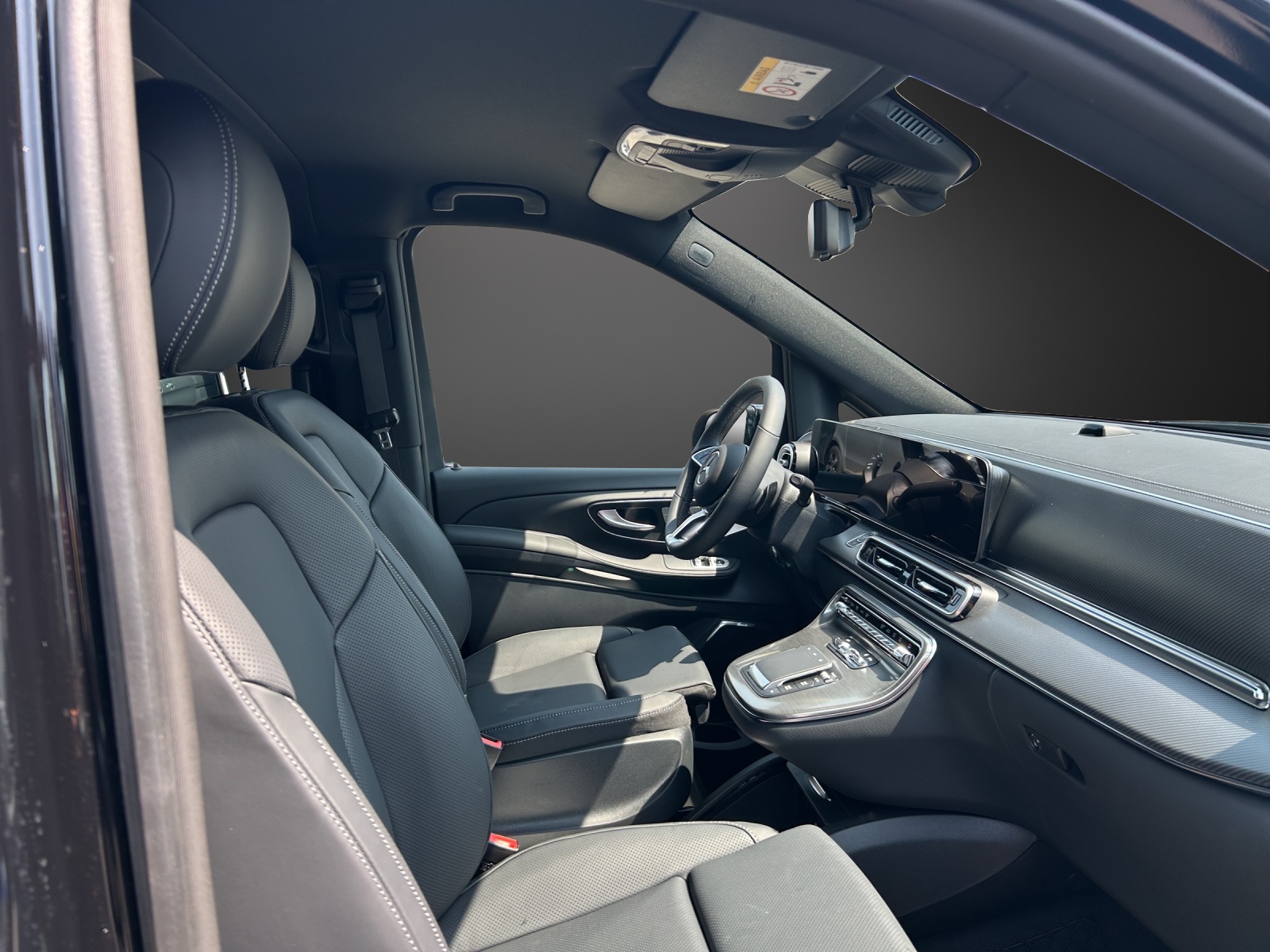 MERCEDES-BENZ V 300 d lang 4Matic Swiss Edition 9G-Tronic-image-7