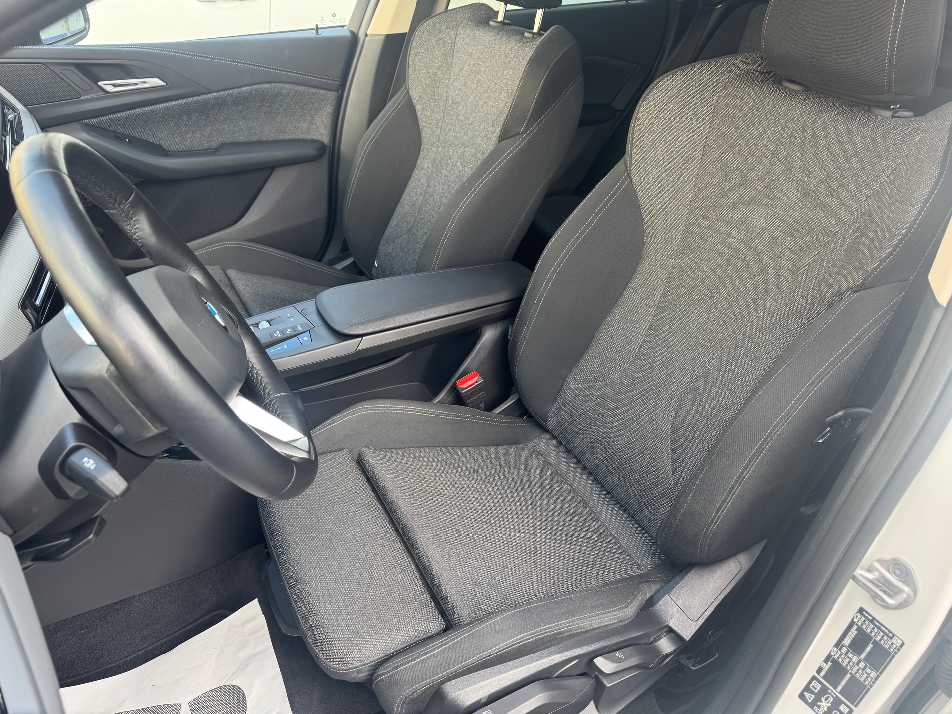 BMW 223d Active Tourer xDrive DKG-image-5