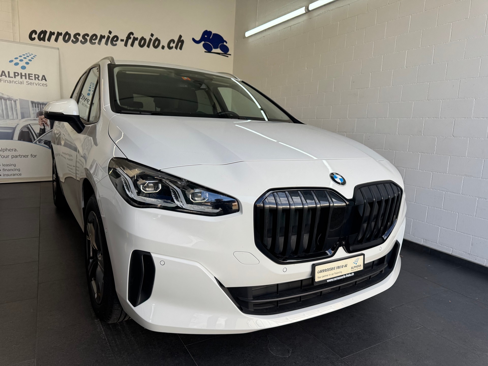 BMW 223d Active Tourer xDrive DKG-image-0