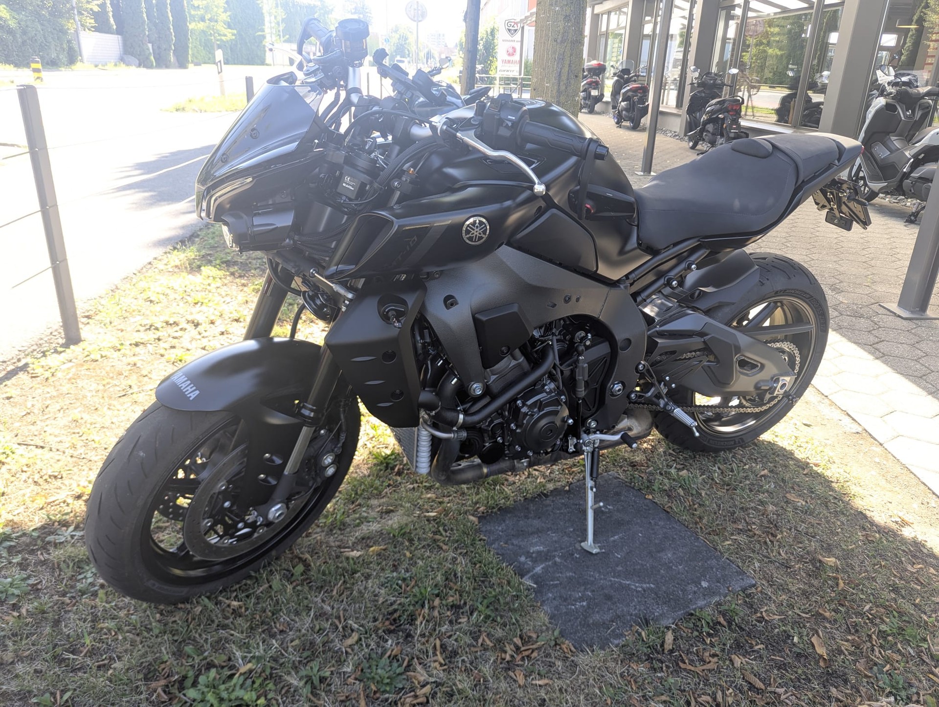 YAMAHA MT-10 ABS