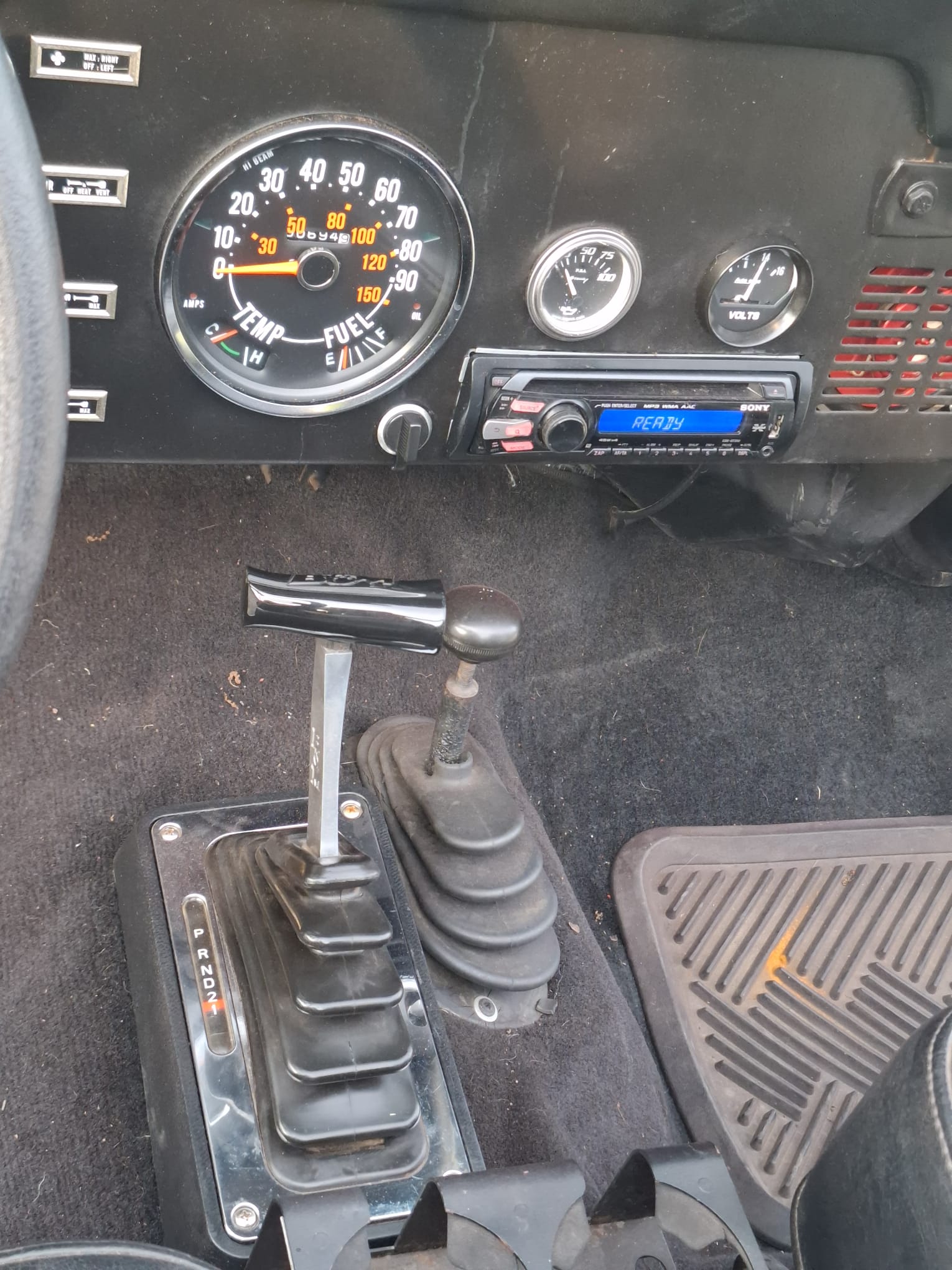 JEEP Renegade V8-image-14