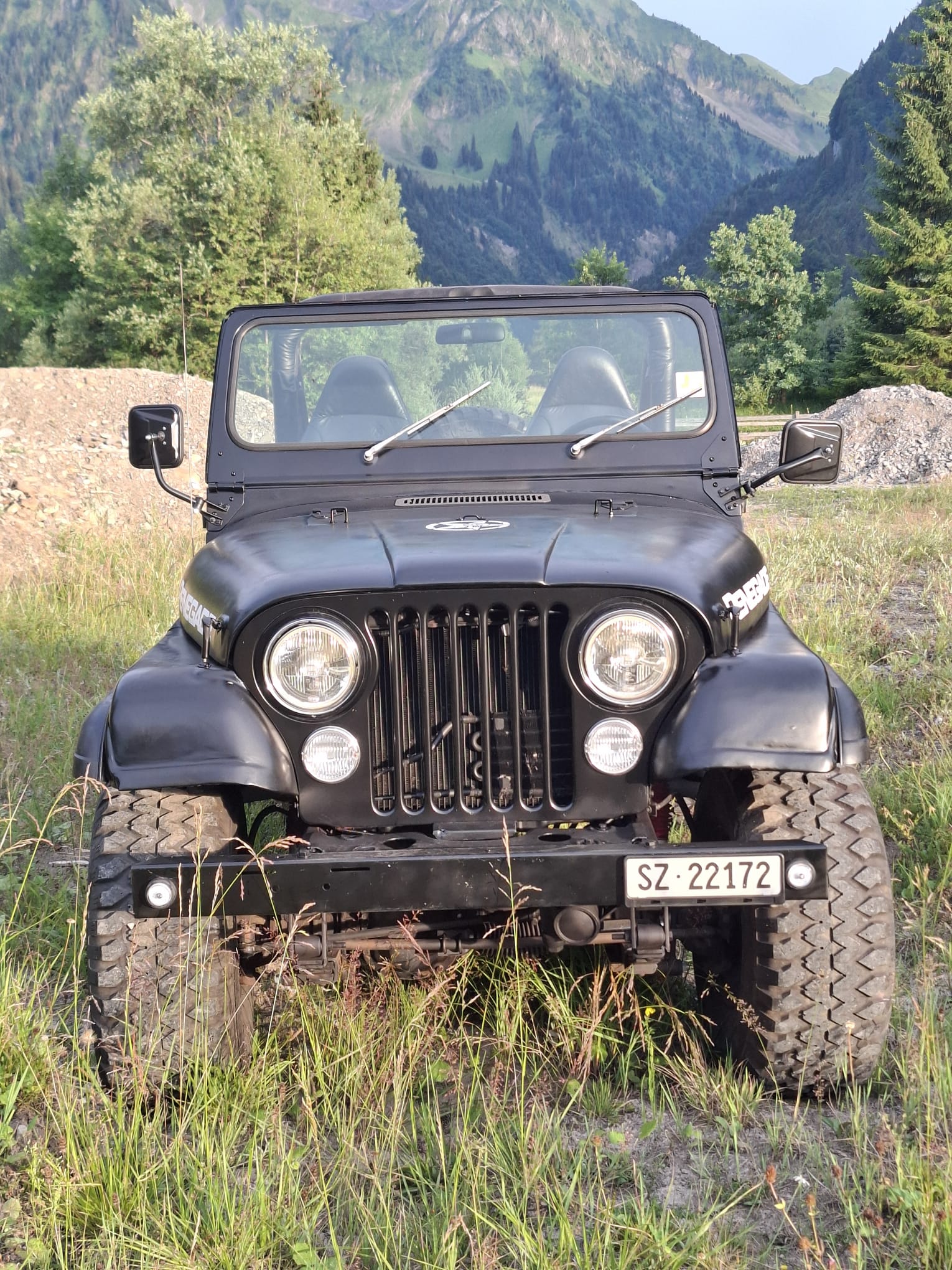 JEEP Renegade V8-image-11