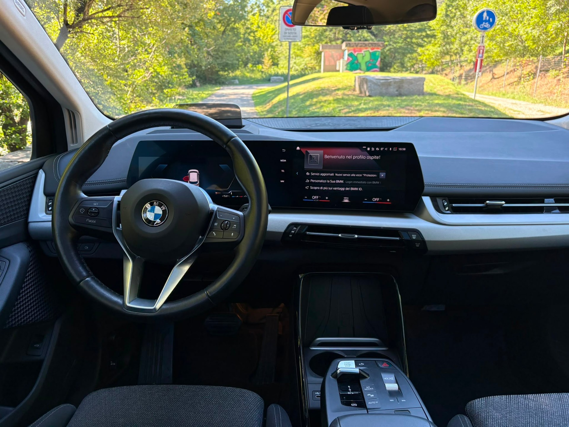 BMW 223d Active Tourer xDrive DKG-image-8