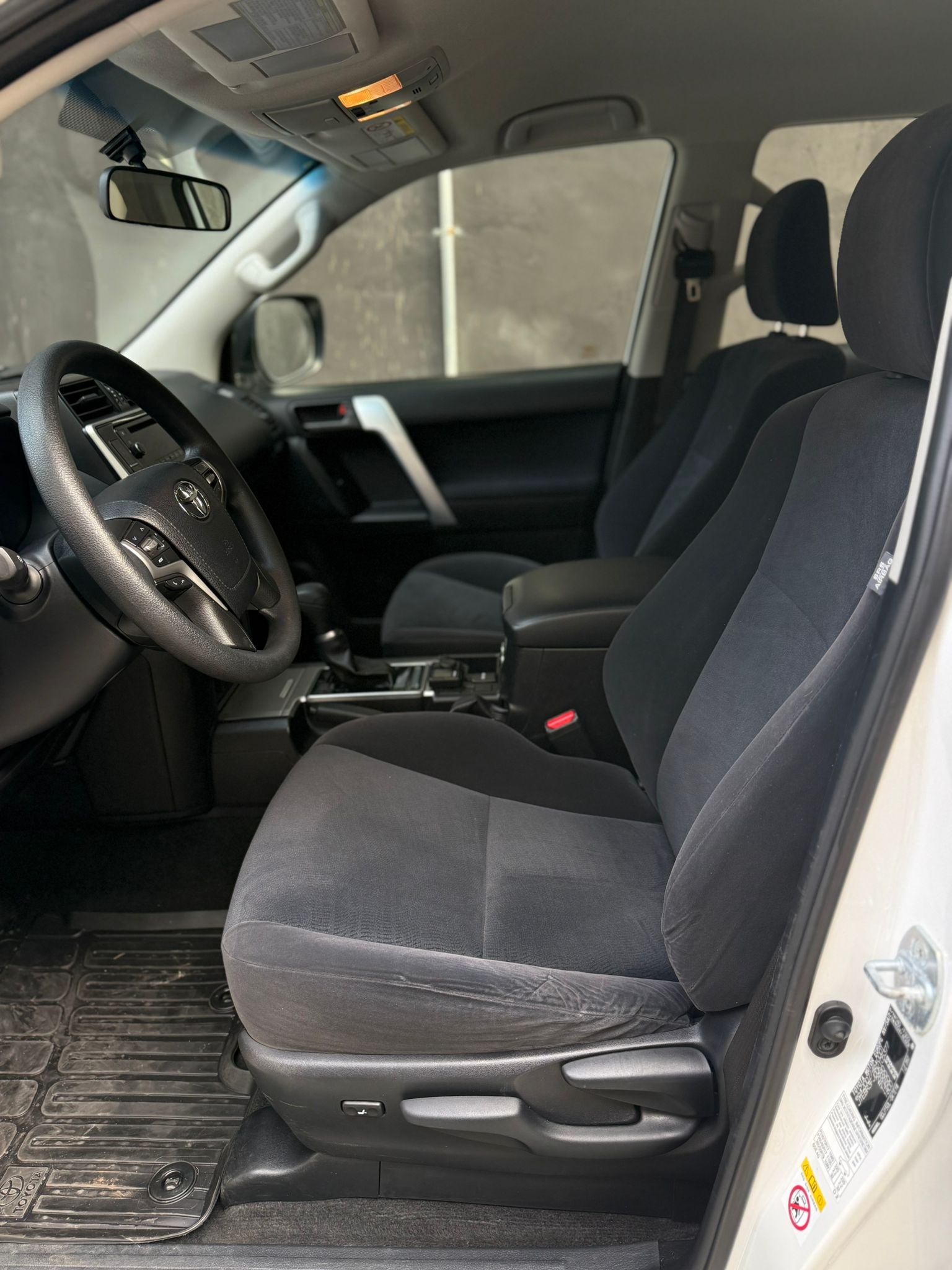 TOYOTA Land Cruiser 2.8TD Comfort Automatic-image-11
