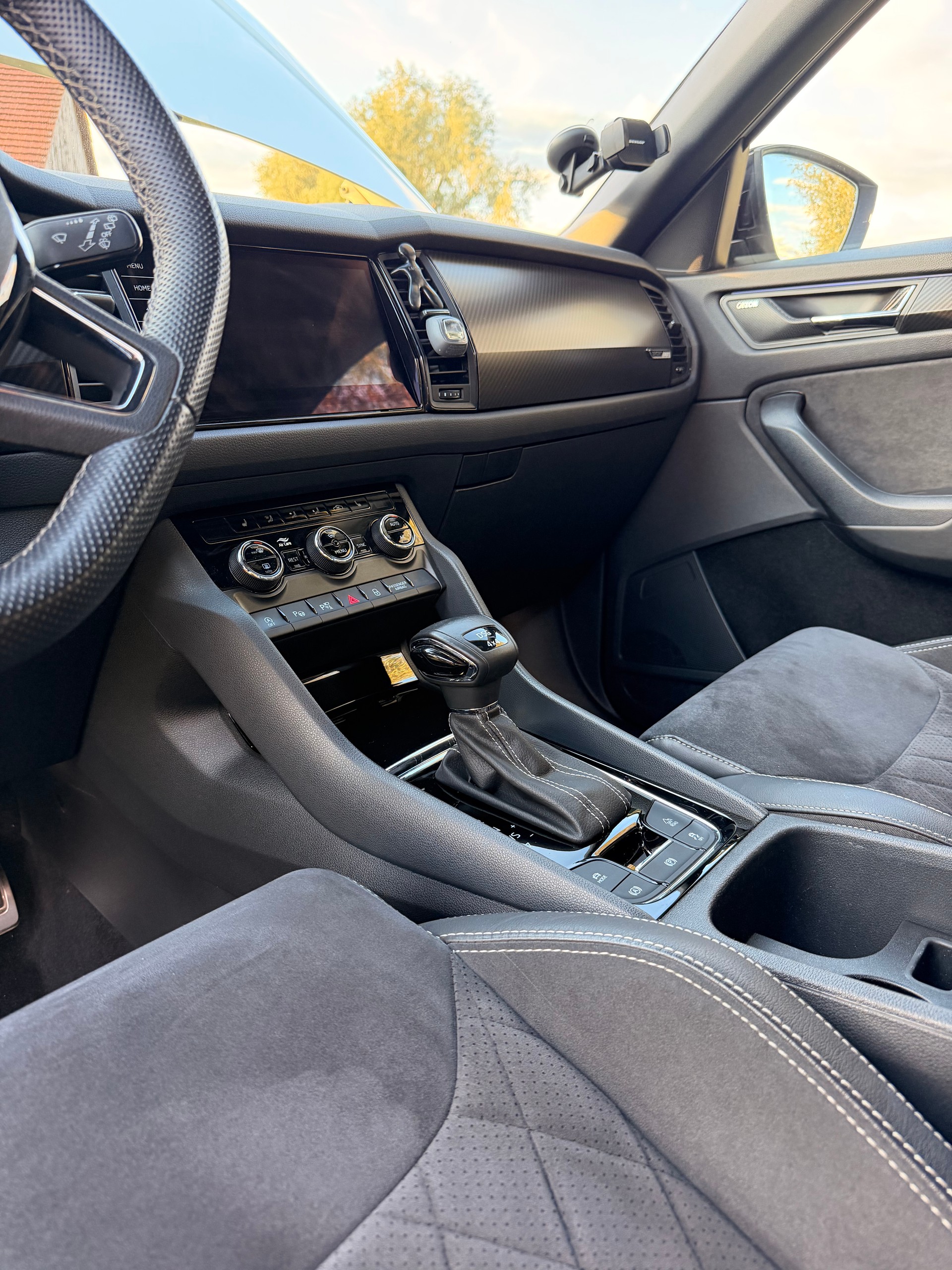 SKODA 2.0 TDI 190 Sportline DSG-image-13