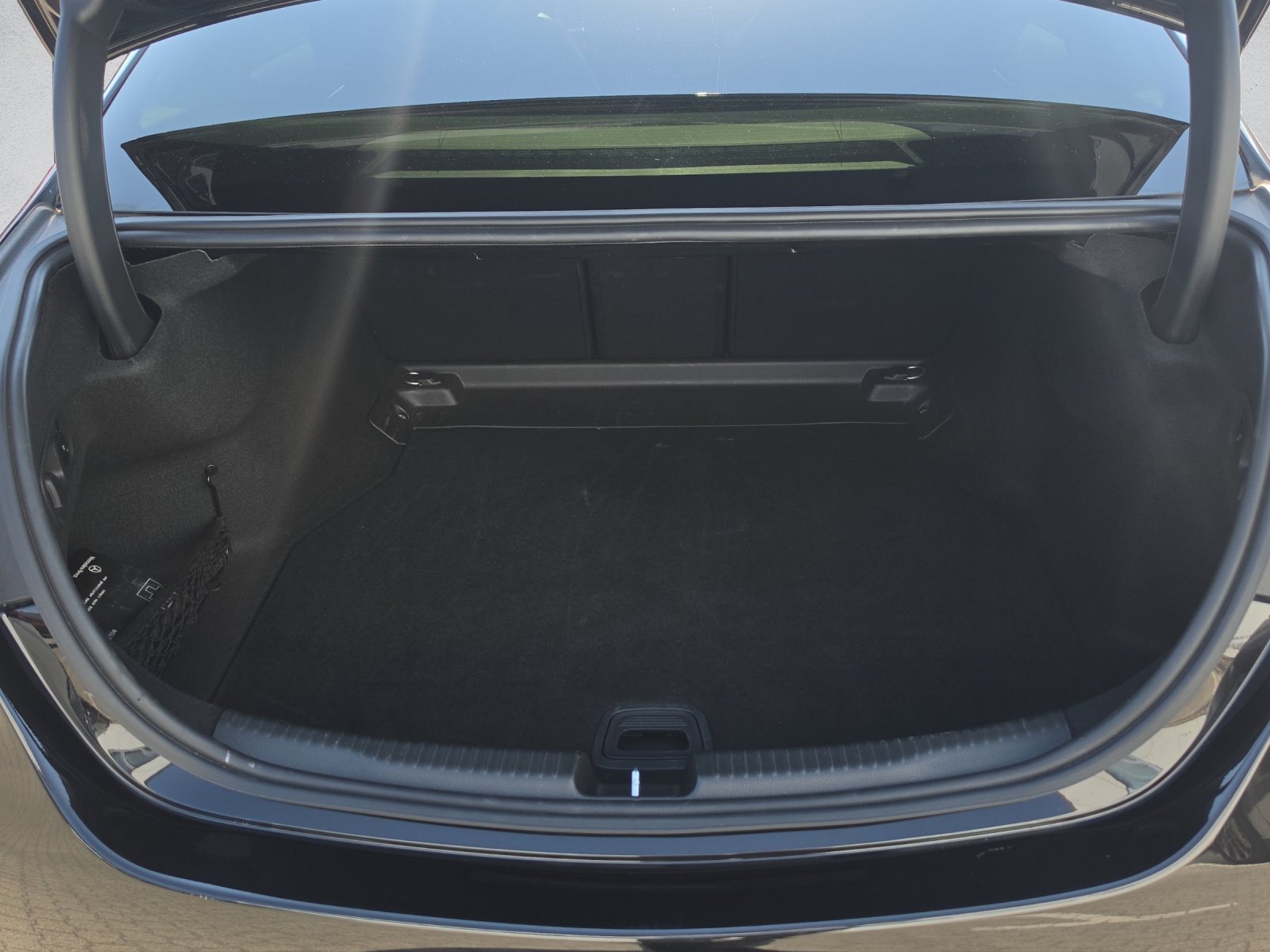 MERCEDES-BENZ C 220 d 4Matic AMG Line-image-16
