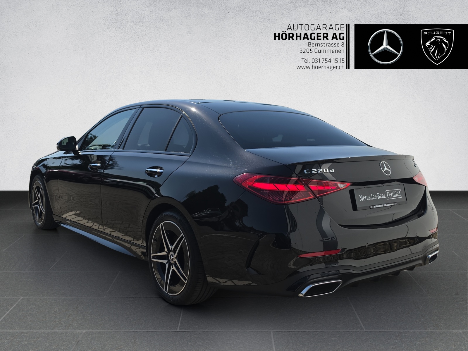 MERCEDES-BENZ C 220 d 4Matic AMG Line-image-4