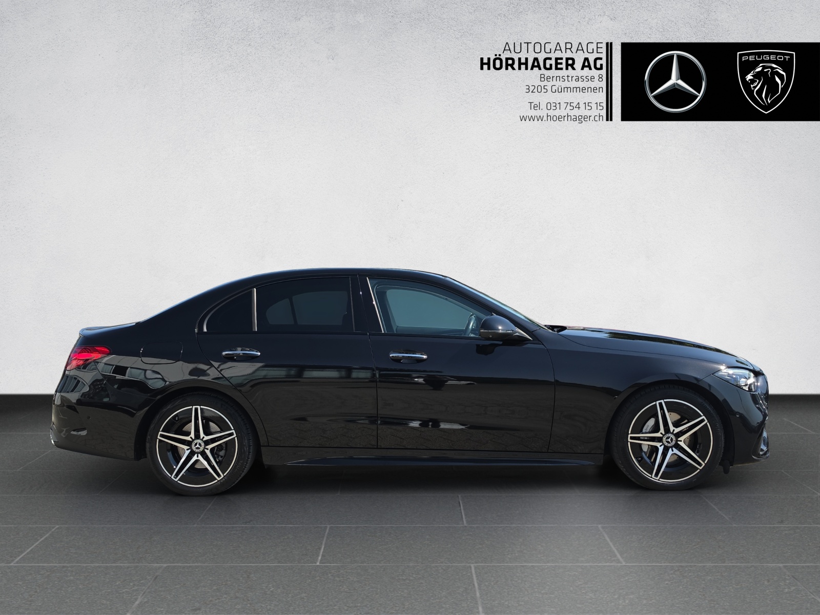 MERCEDES-BENZ C 220 d 4Matic AMG Line-image-1