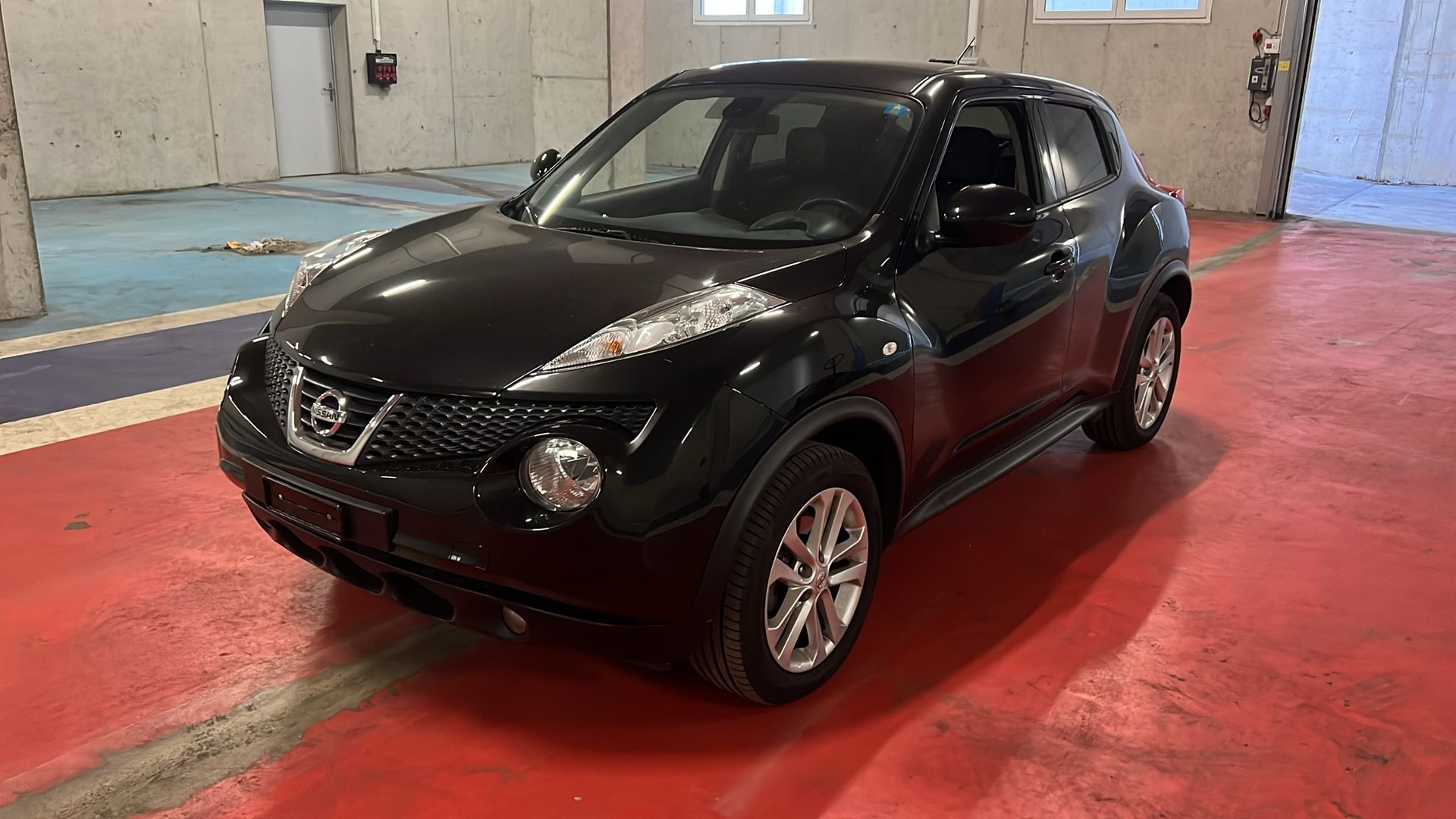 NISSAN Juke 1.6 DIG-T tekna 4x4 Xtronic M-CVT-image-0