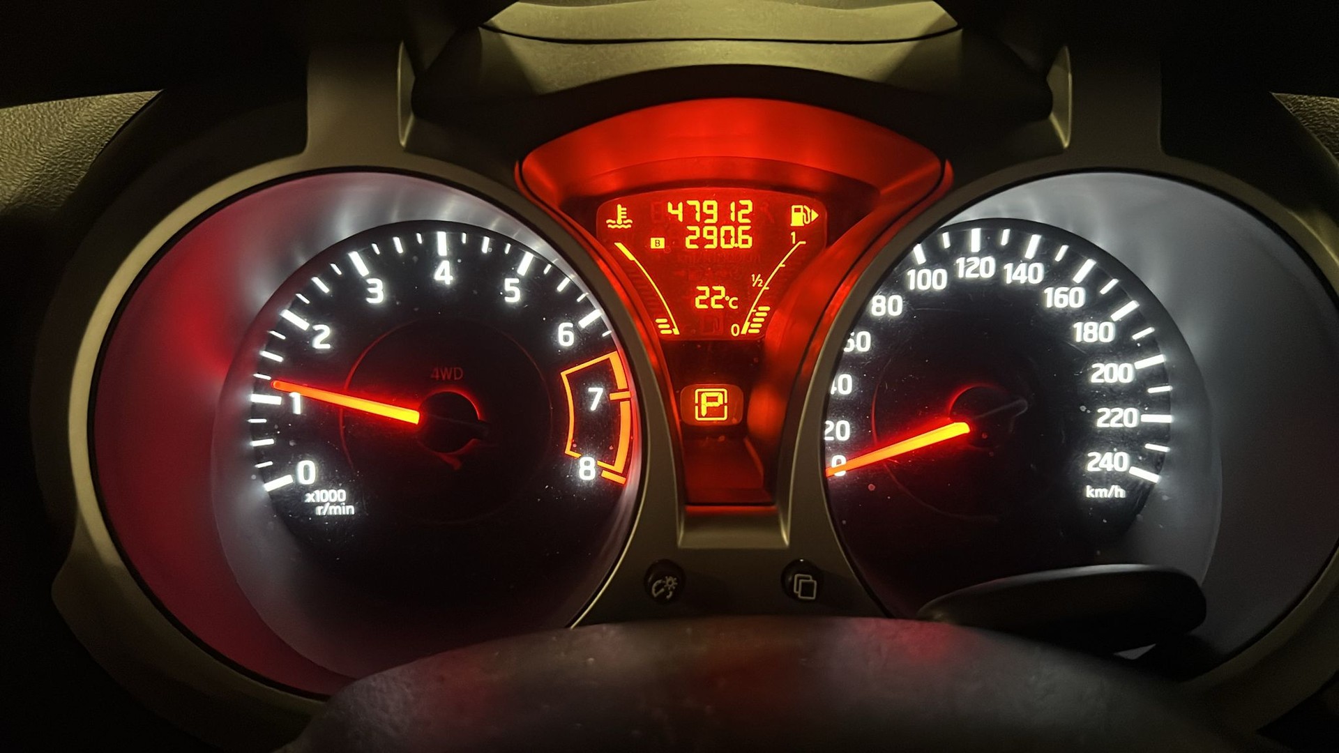 NISSAN Juke 1.6 DIG-T tekna 4x4 Xtronic M-CVT-image-7