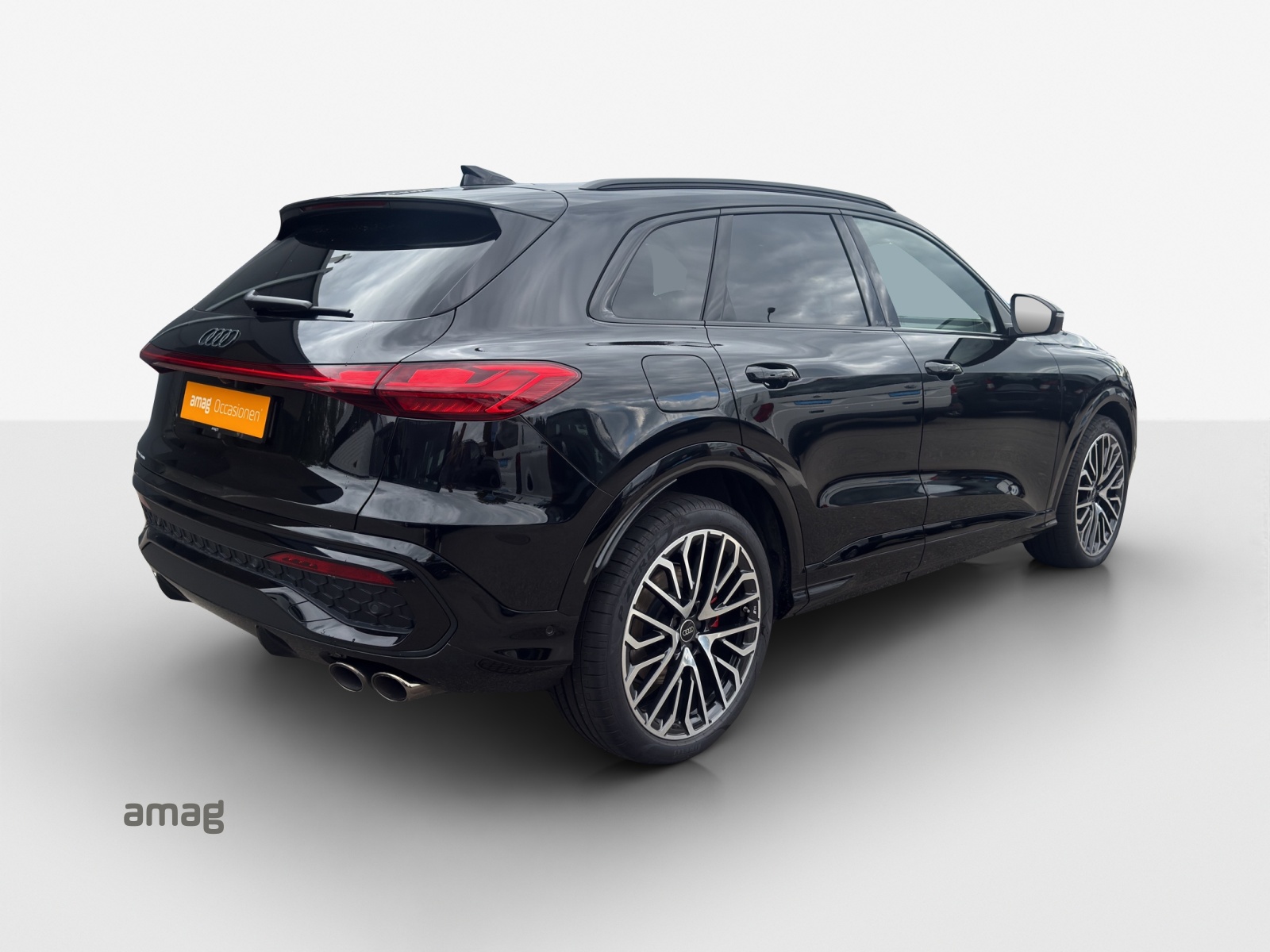 AUDI SQ5 TFSI quattro S-tronic-image-4