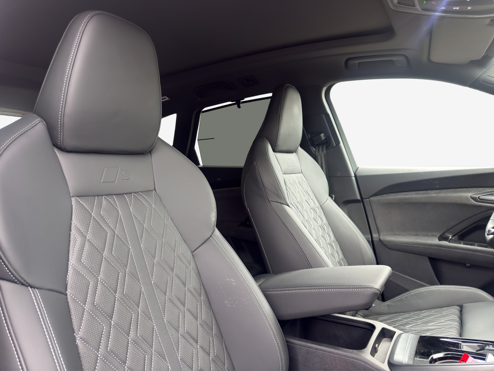 AUDI SQ5 TFSI quattro S-tronic-image-14
