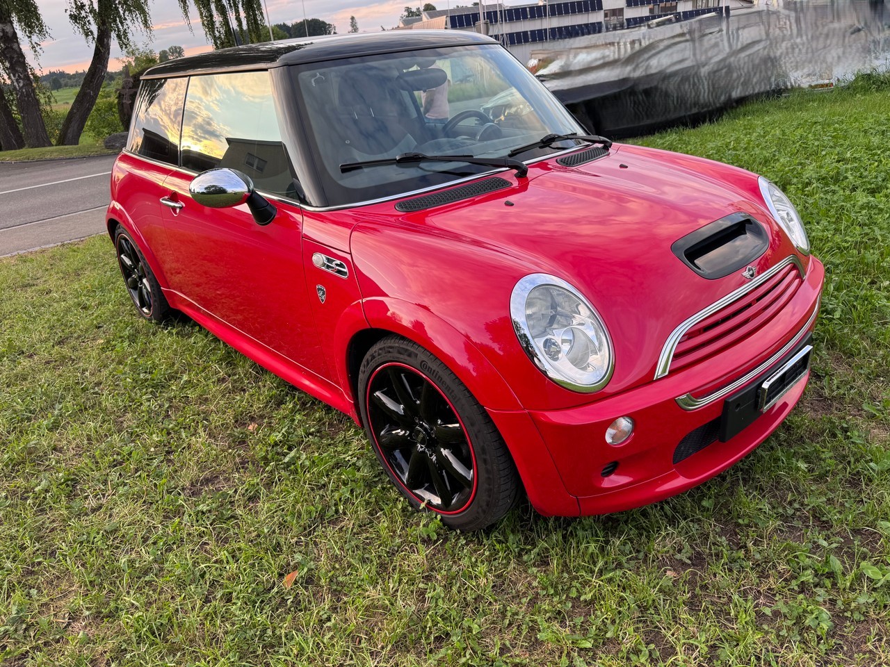 MINI Mini Cooper S-image-3