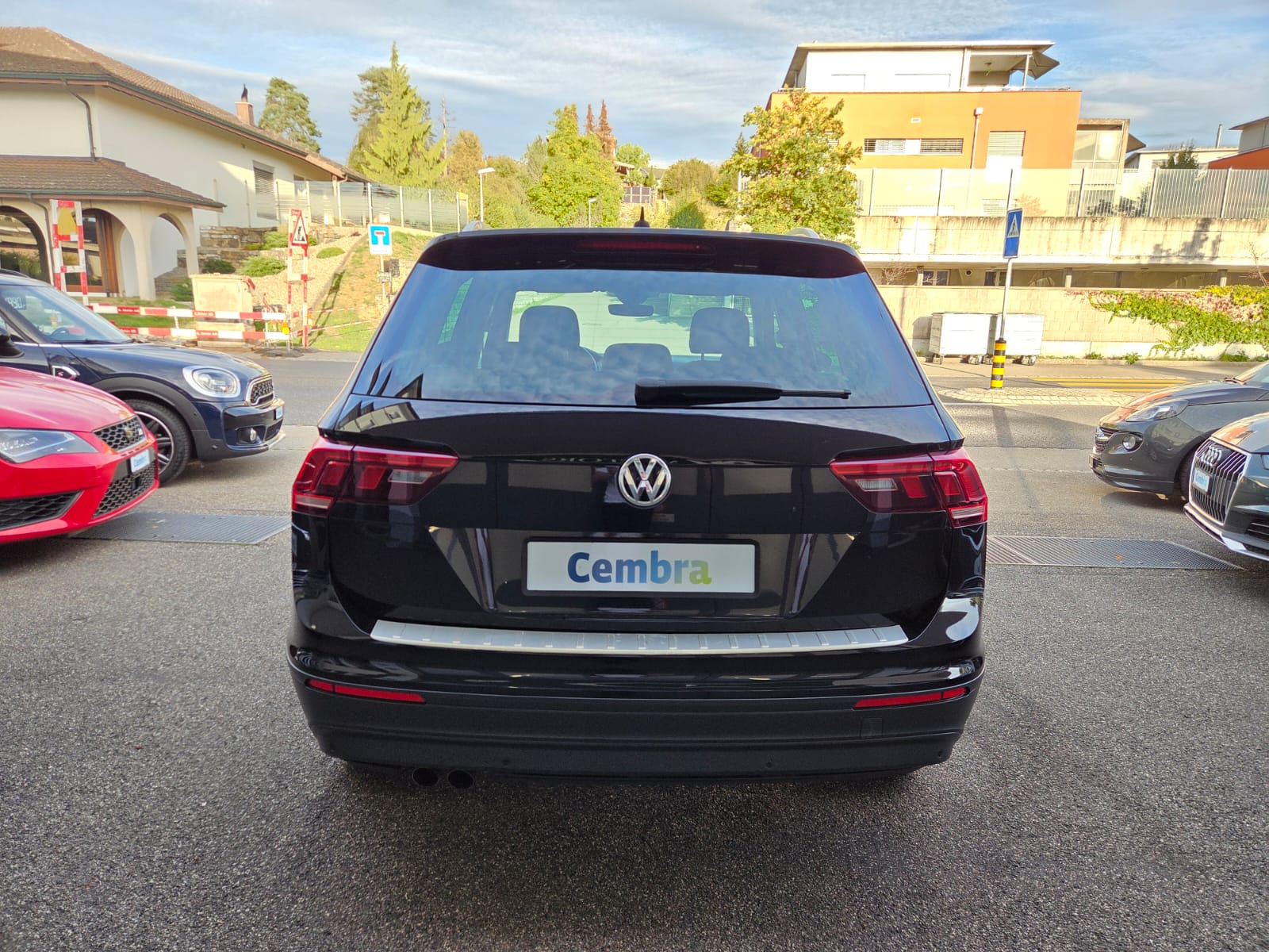VW Tiguan 2.0TSI Comfortline 4Motion DSG-image-3