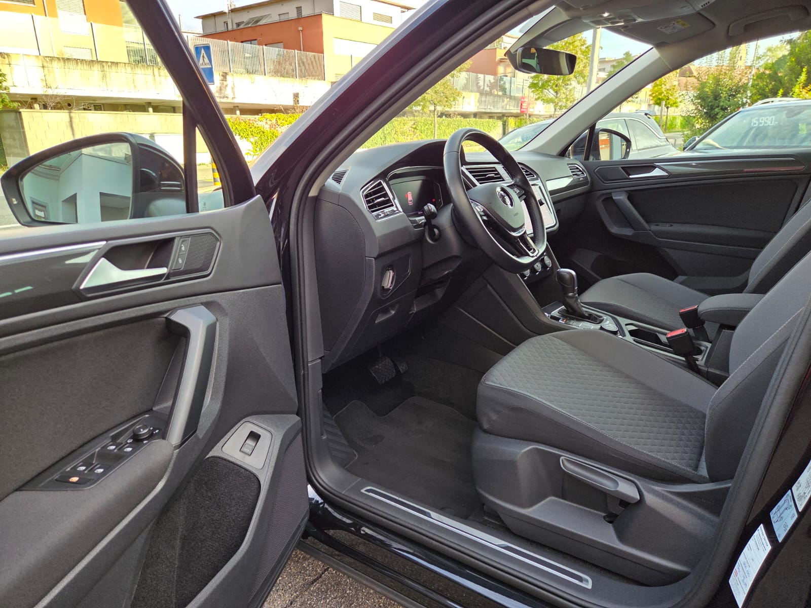 VW Tiguan 2.0TSI Comfortline 4Motion DSG-image-8