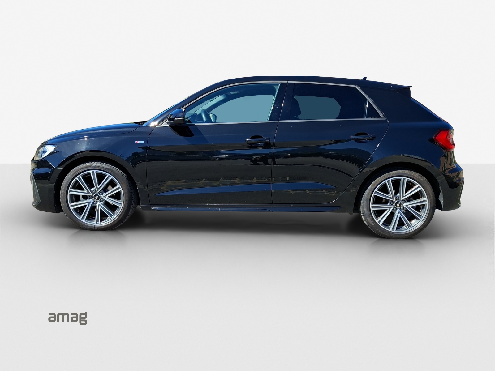 AUDI A1 Sportback 30 TFSI S Line Attraction S-tronic-image-1
